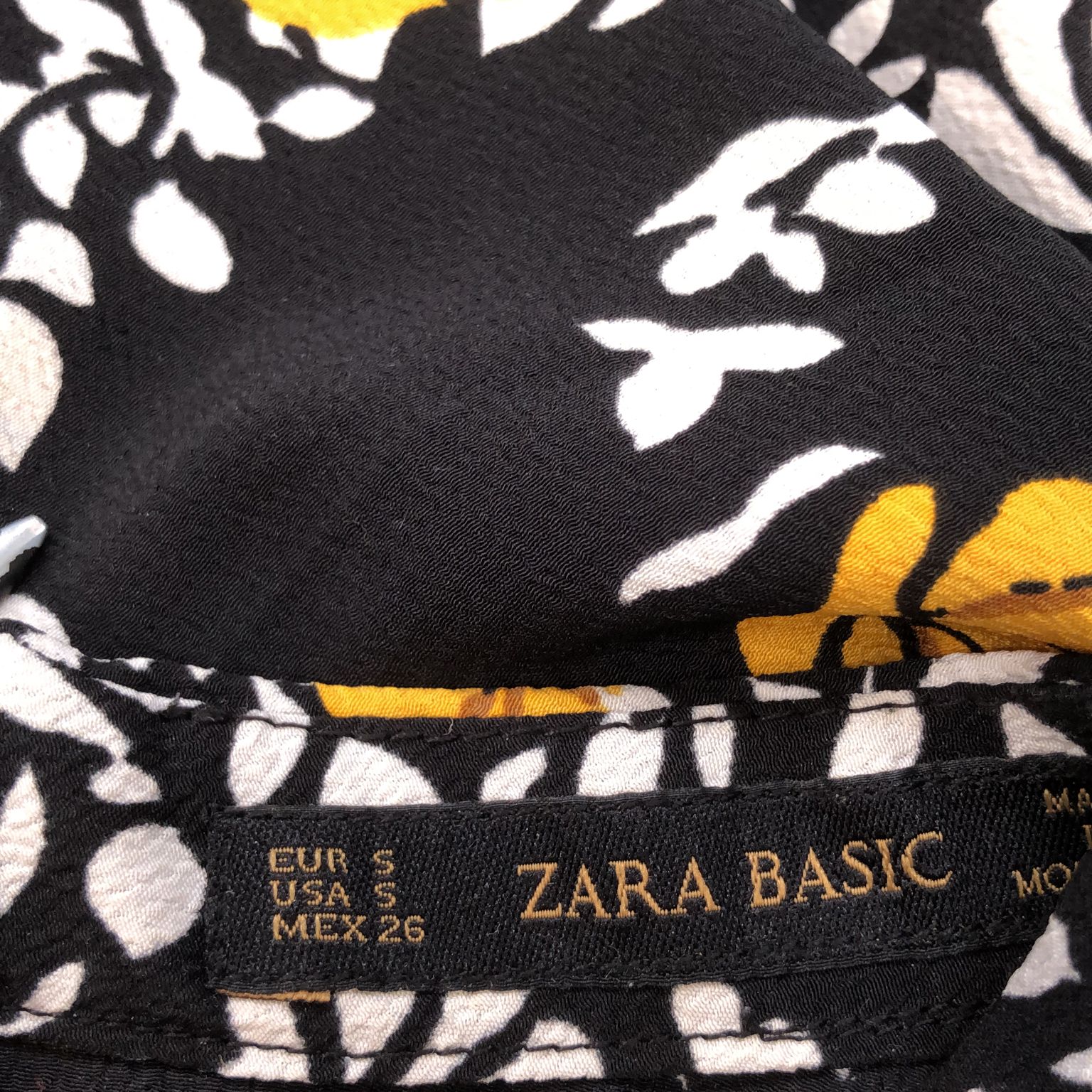 Zara Basic