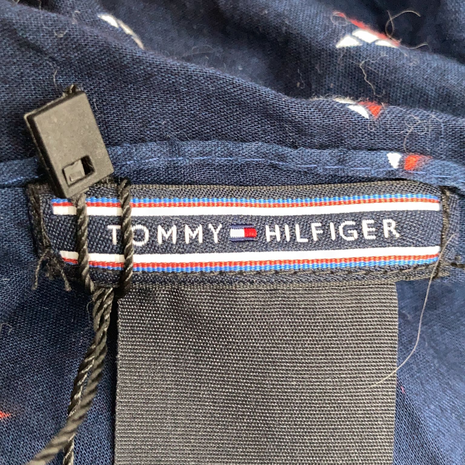 Tommy Hilfiger