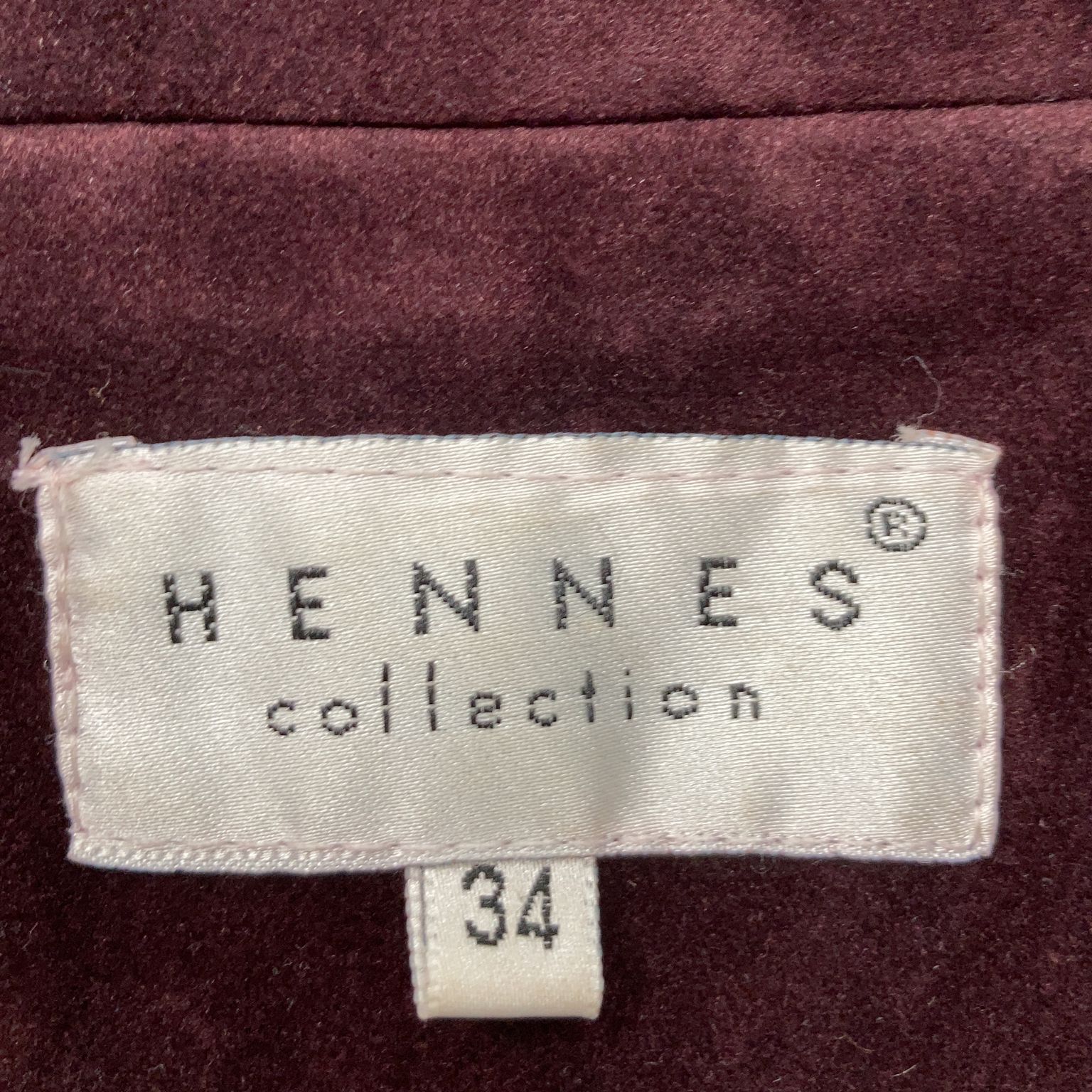 Hennes Collection