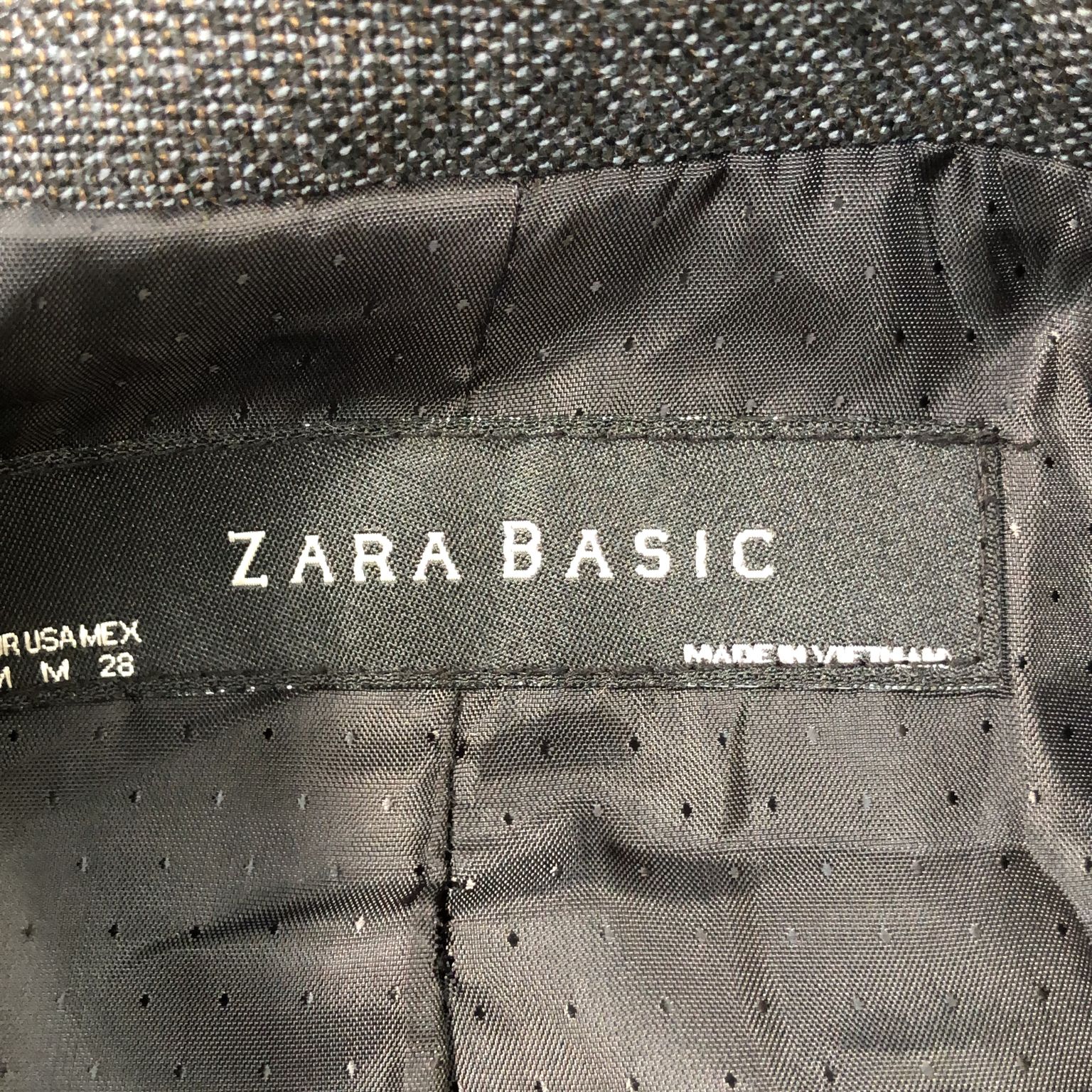 Zara Basic