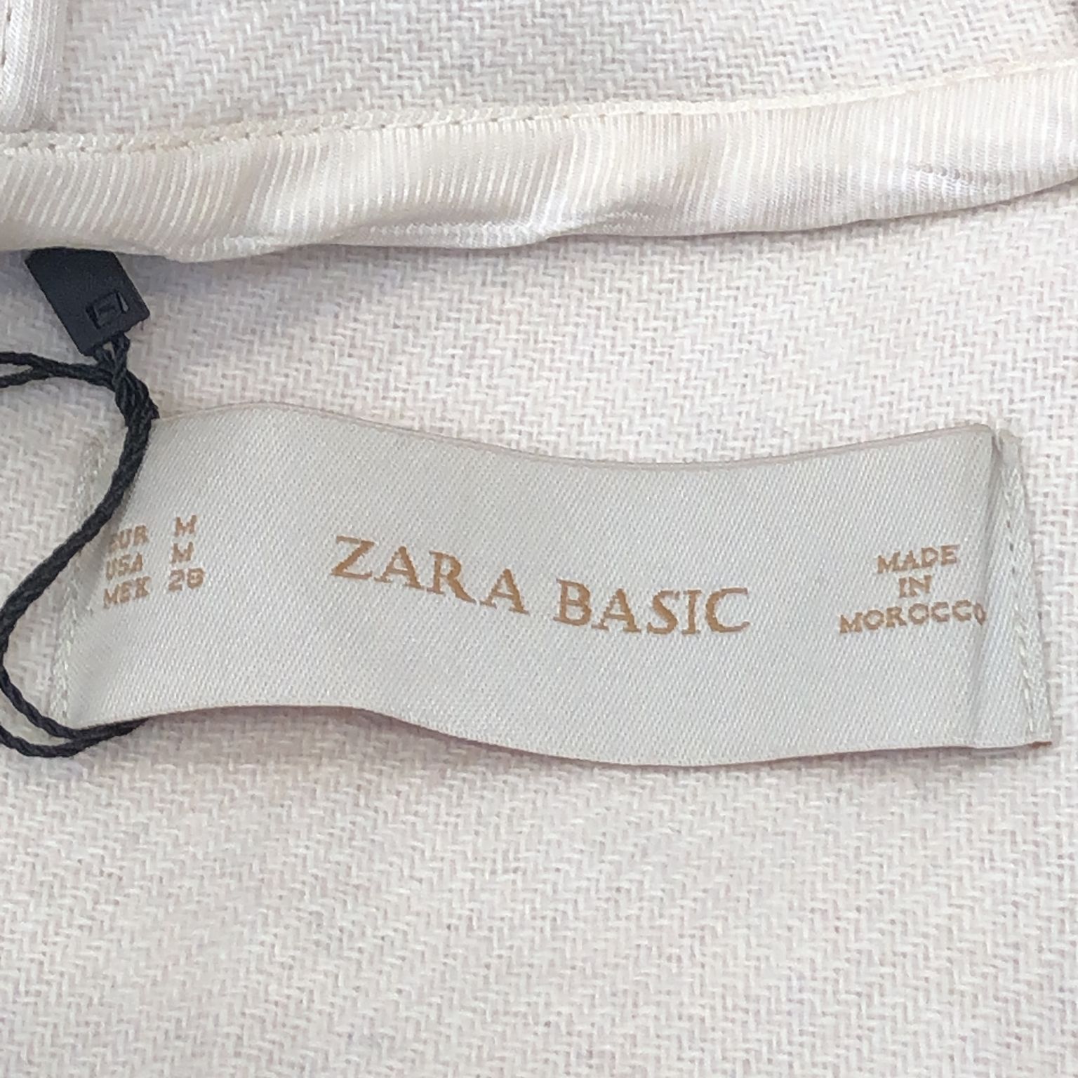 Zara Basic