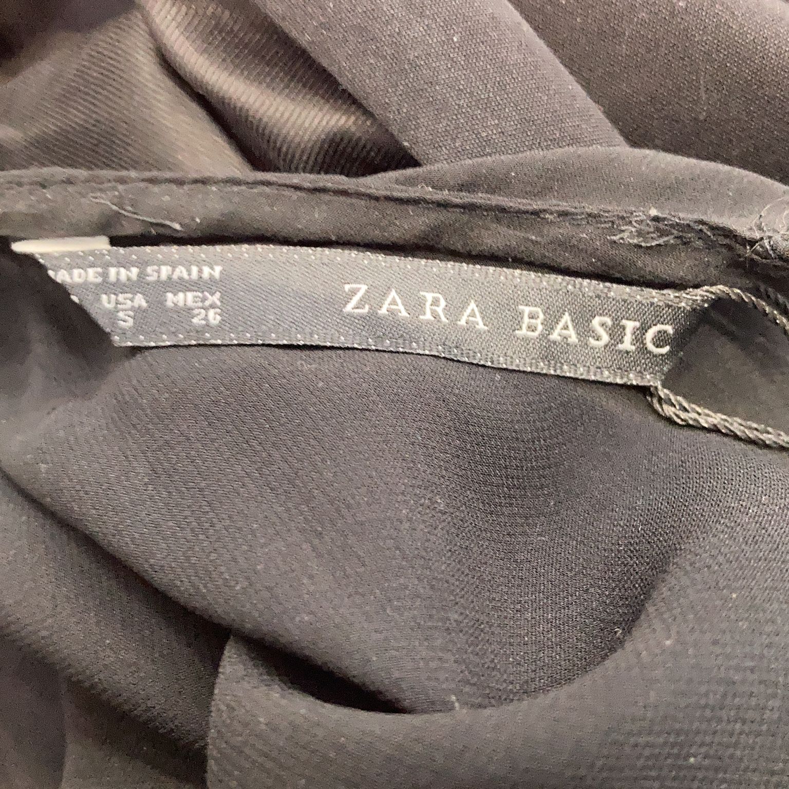 Zara Basic