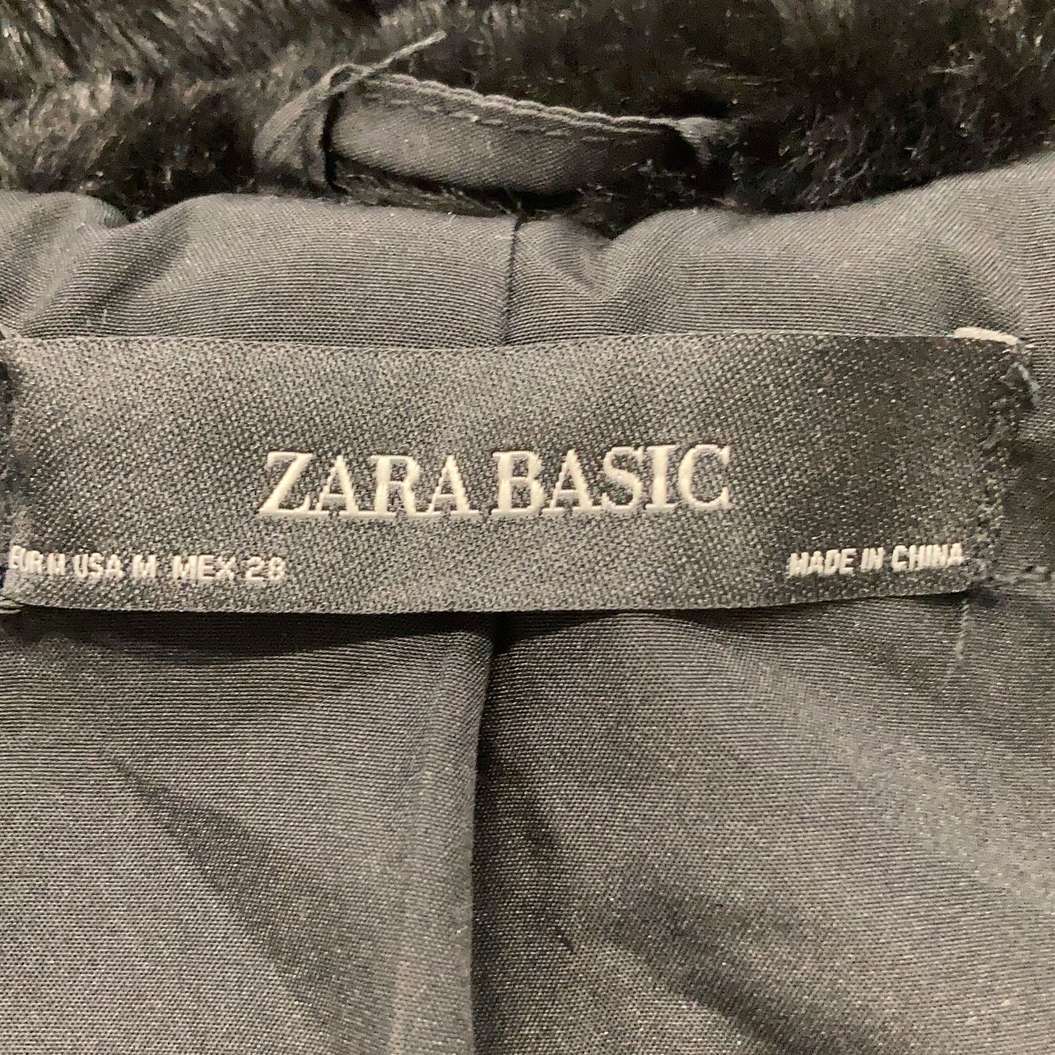 Zara Basic