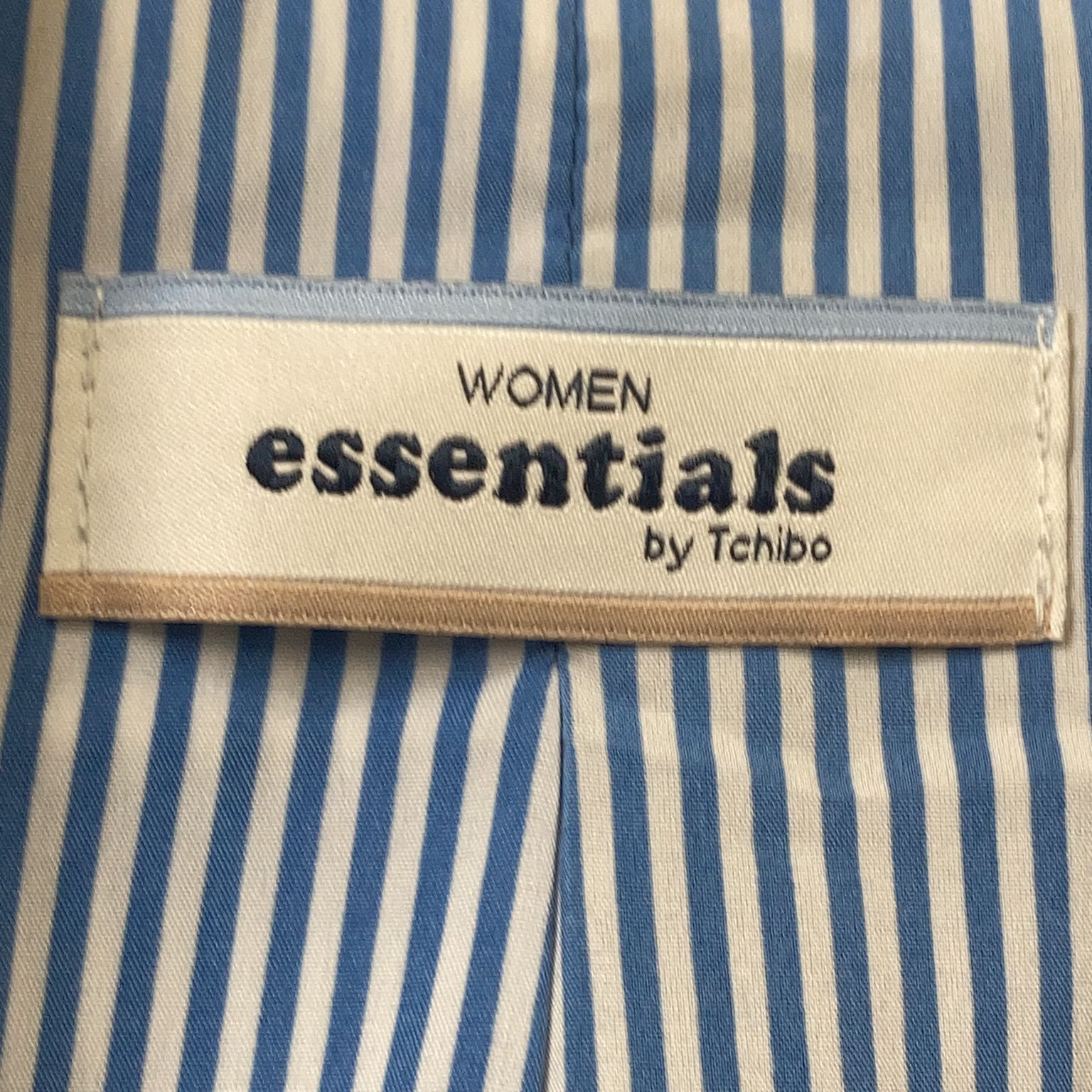 Women Essentials by Tchibo