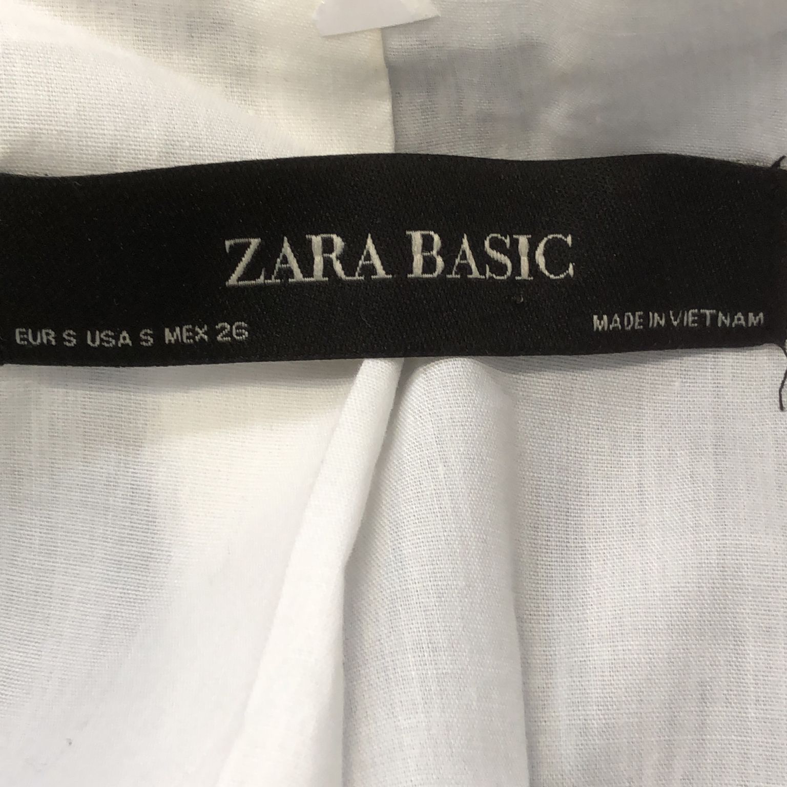 Zara Basic