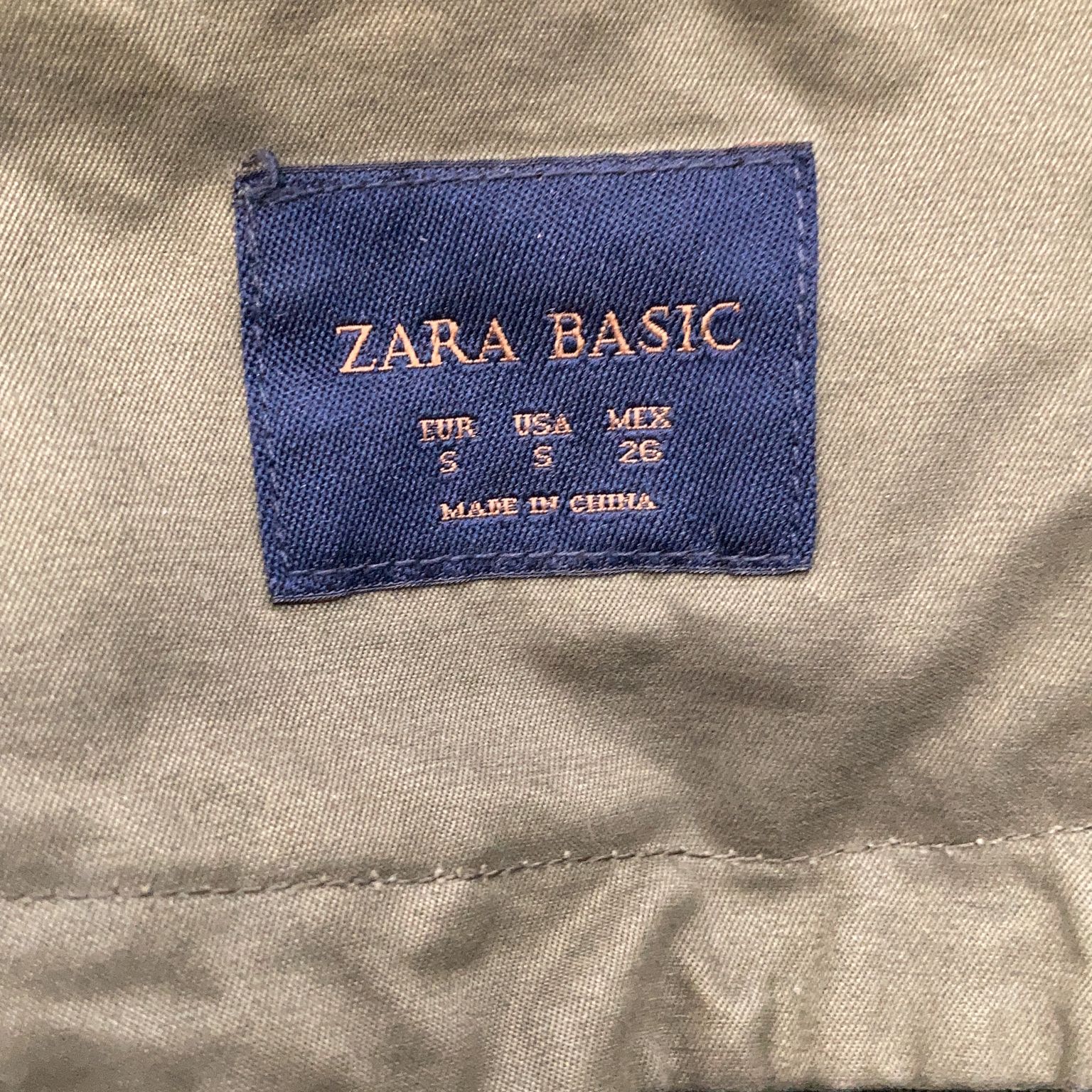 Zara Basic