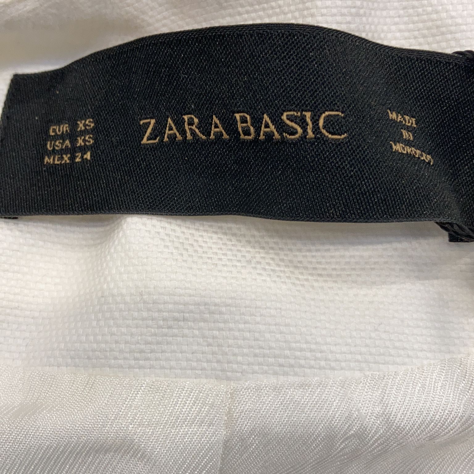 Zara Basic