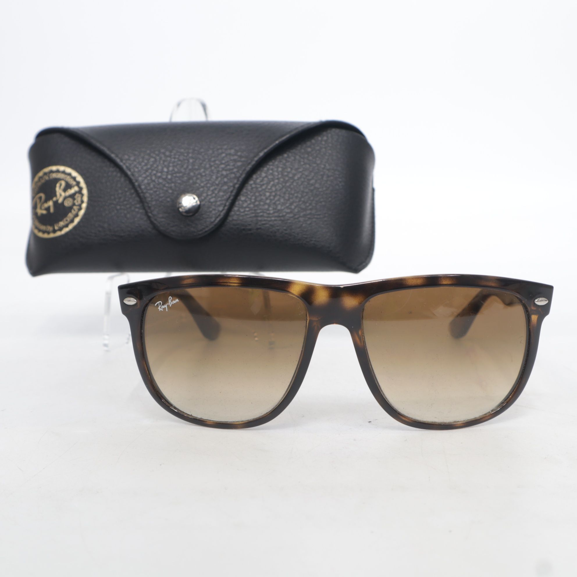 Ray-Ban