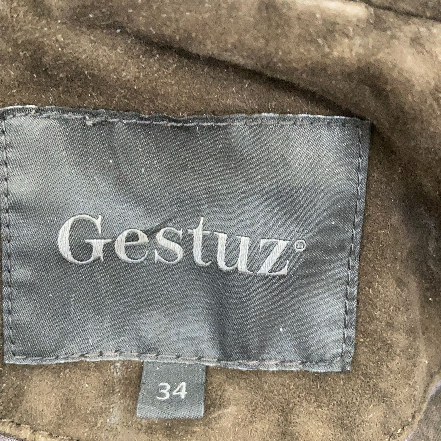 Gestuz