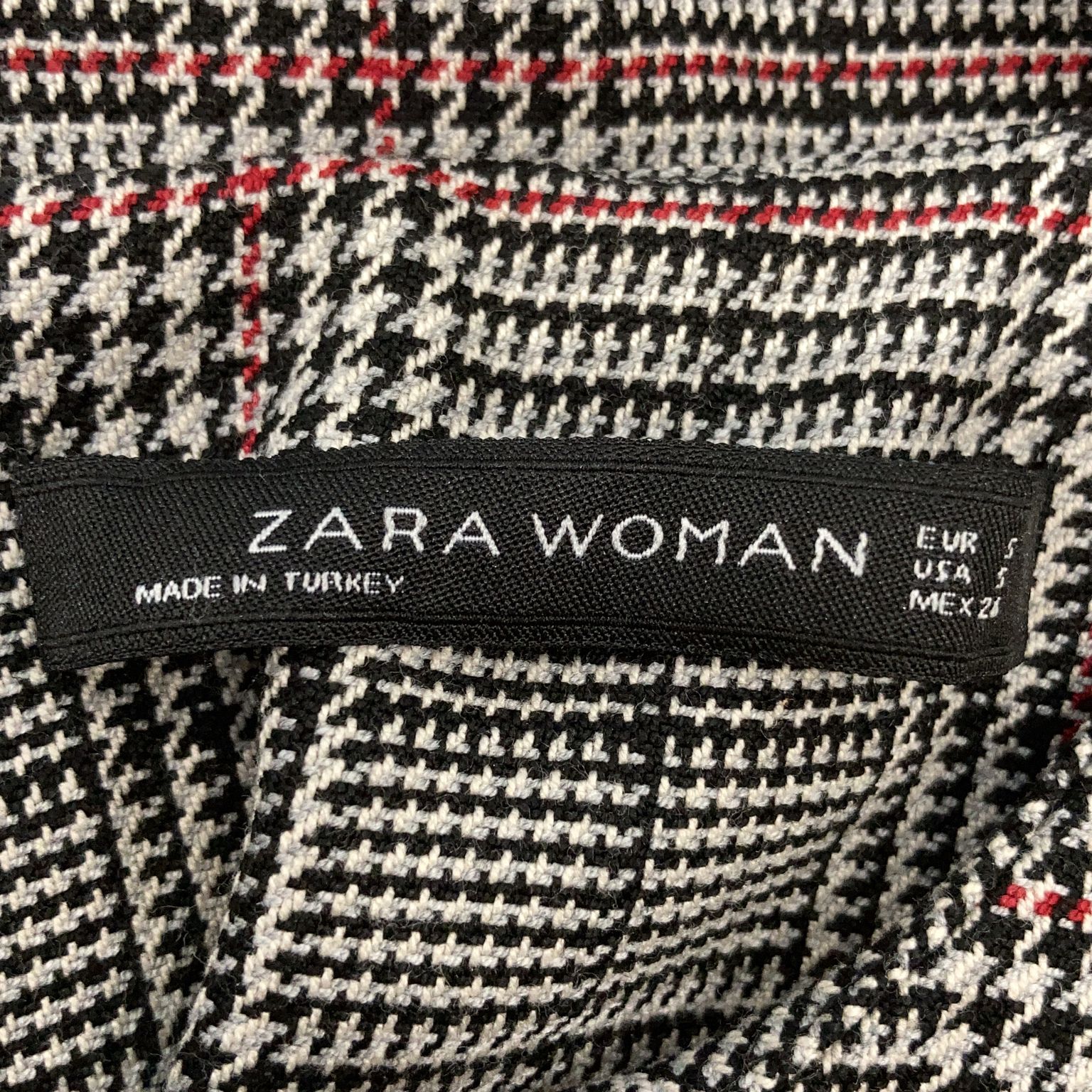 Zara Woman