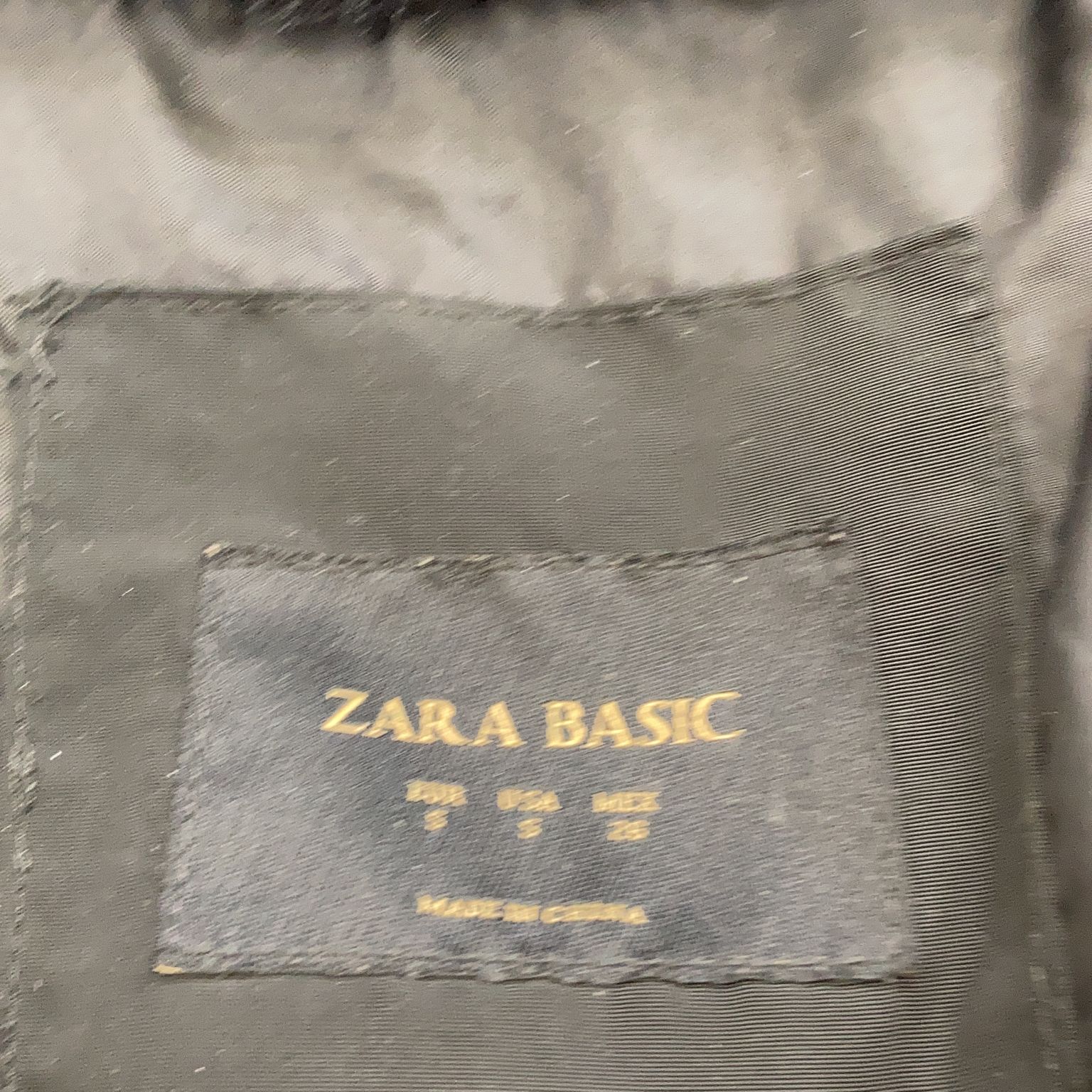 Zara Basic