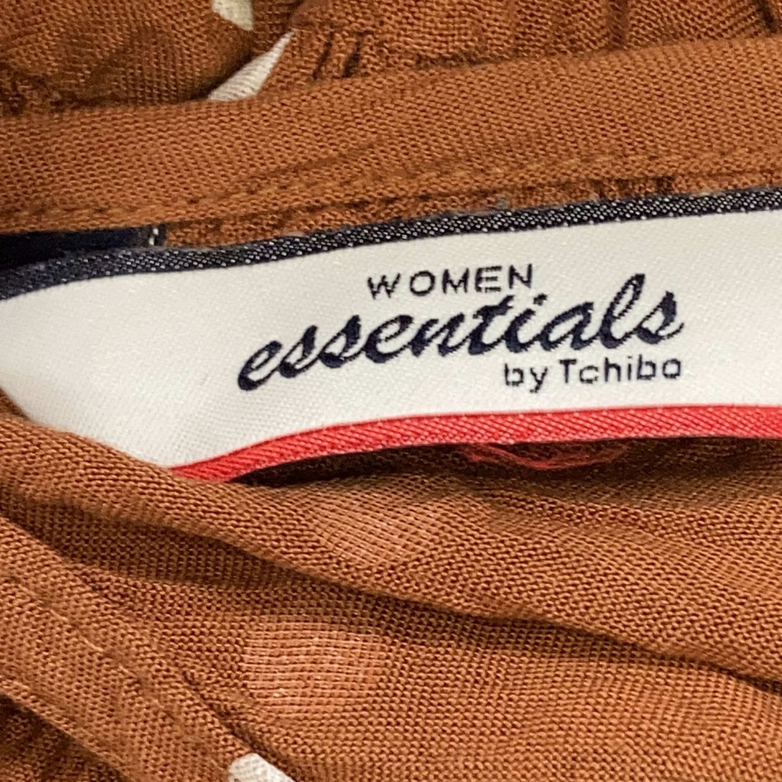 Women Essentials by Tchibo