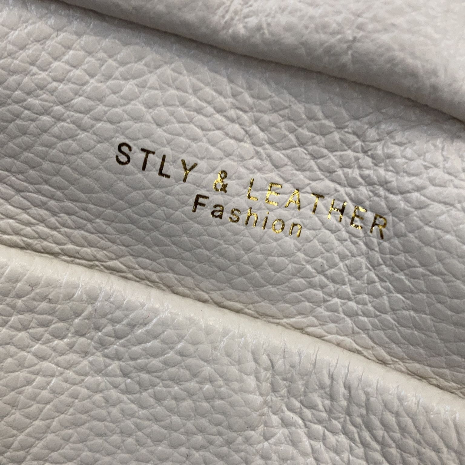 Stly  Leather Fashion