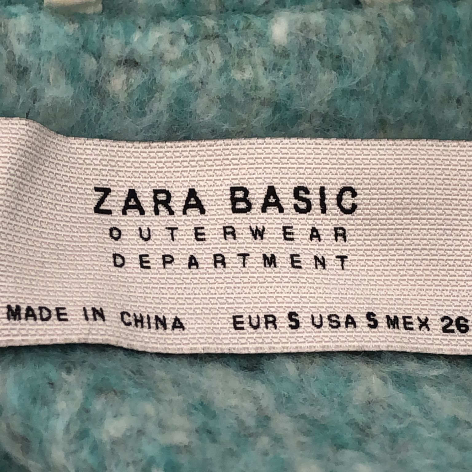 Zara Basic