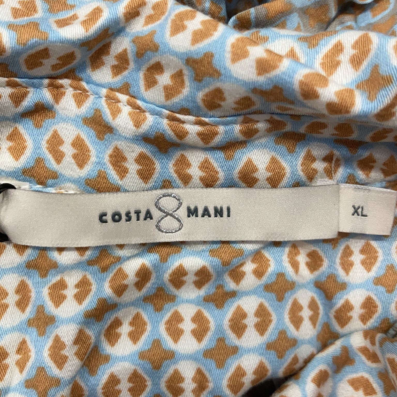 Costa 8 Mani