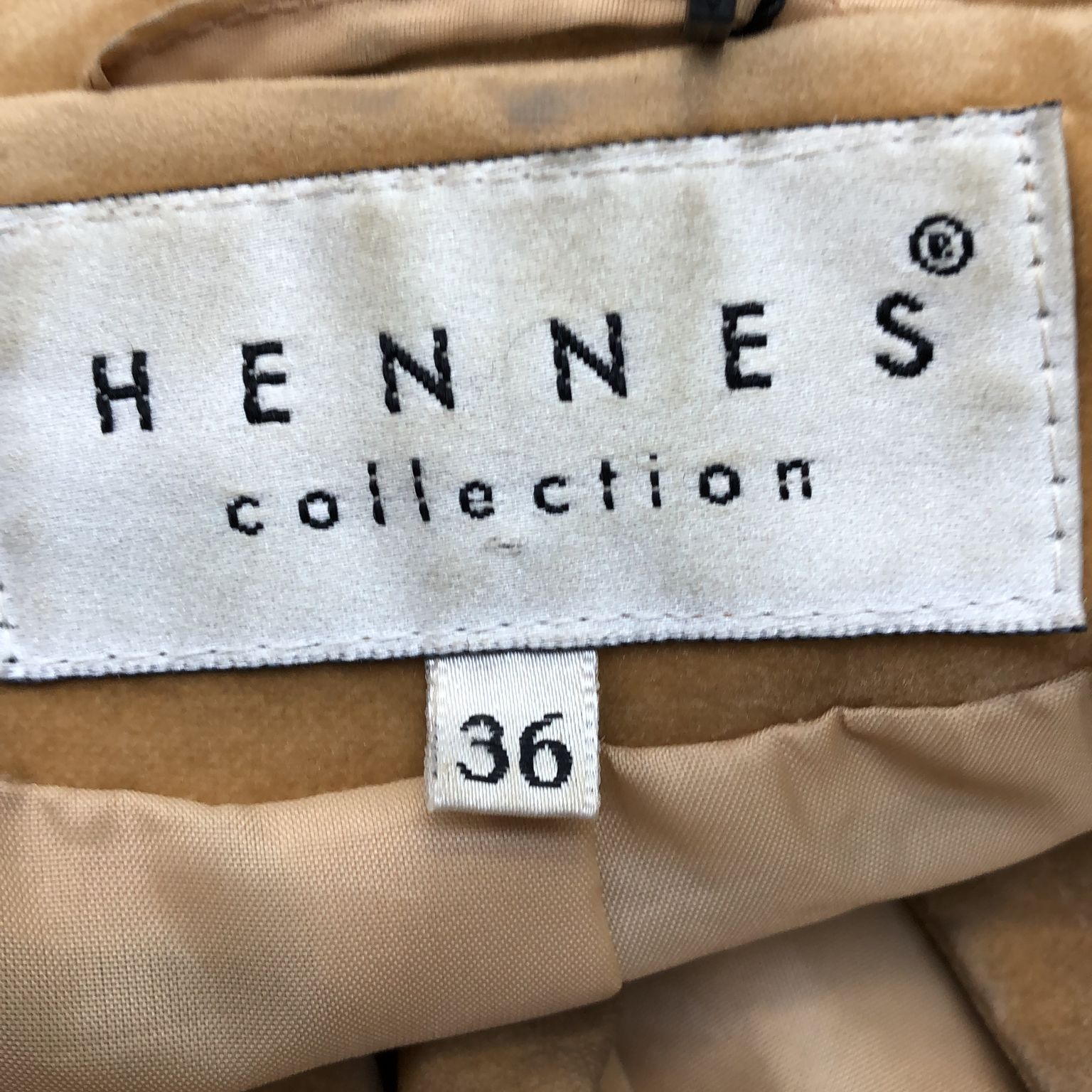 Hennes Collection