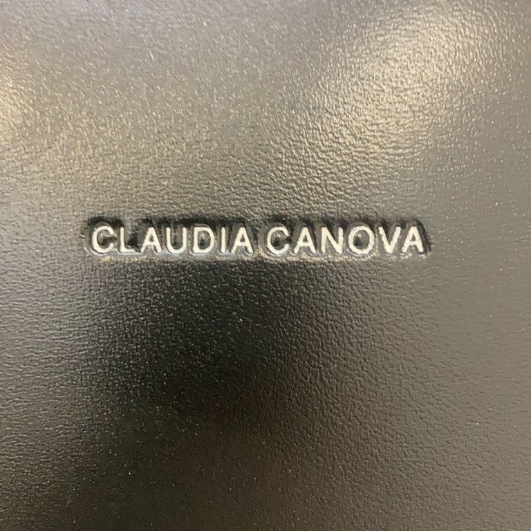 Claudia Canova