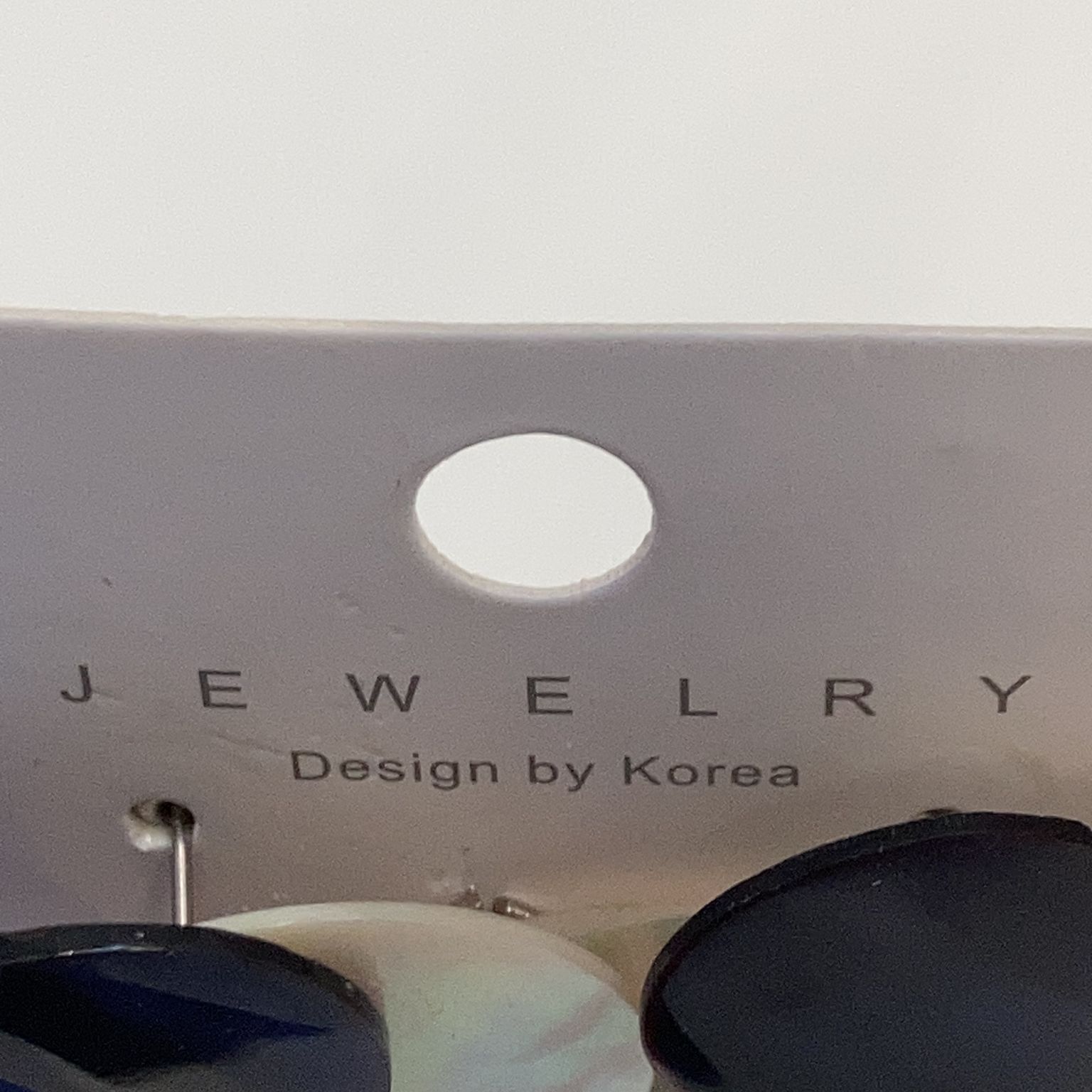 Jewelly