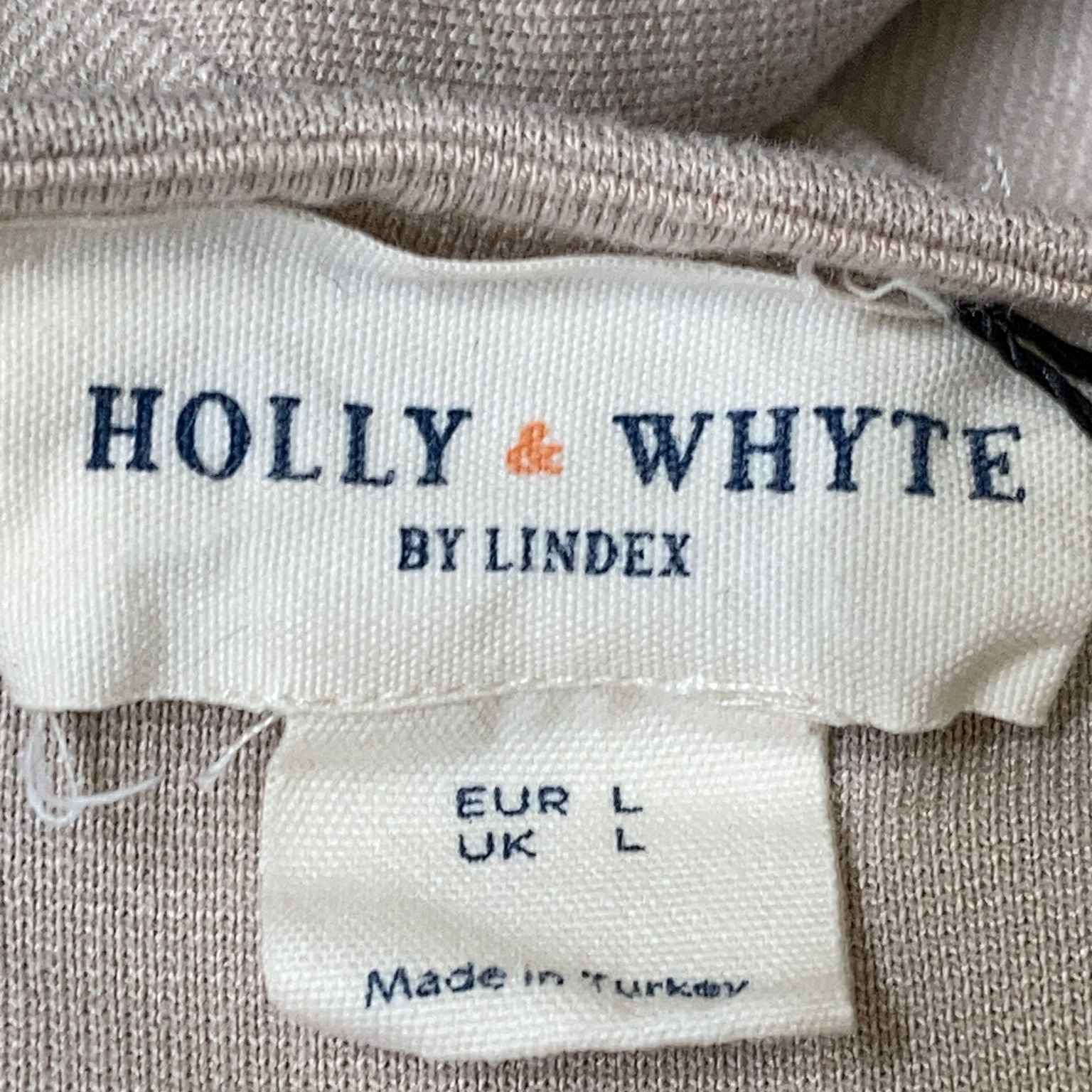 Holly  Whyte by Lindex