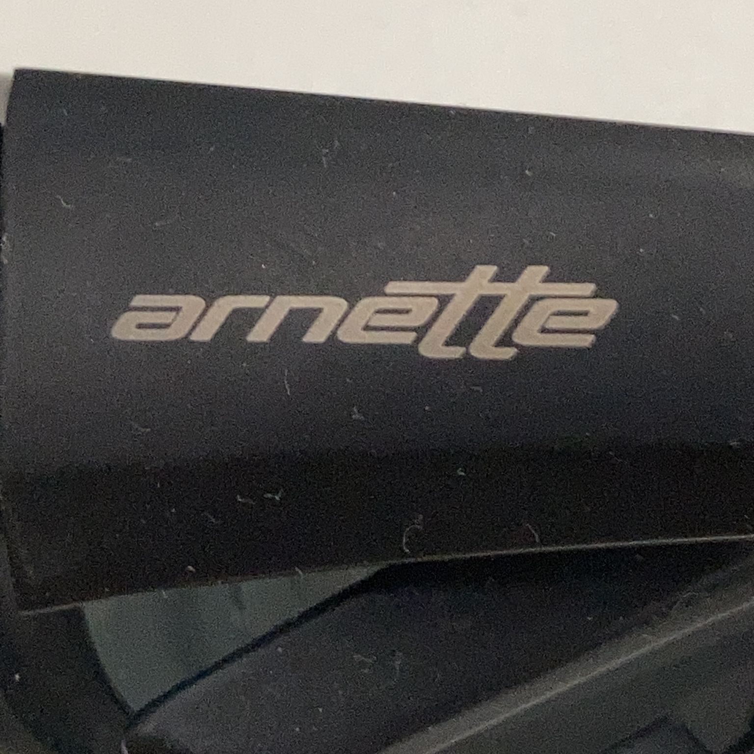 Arnette