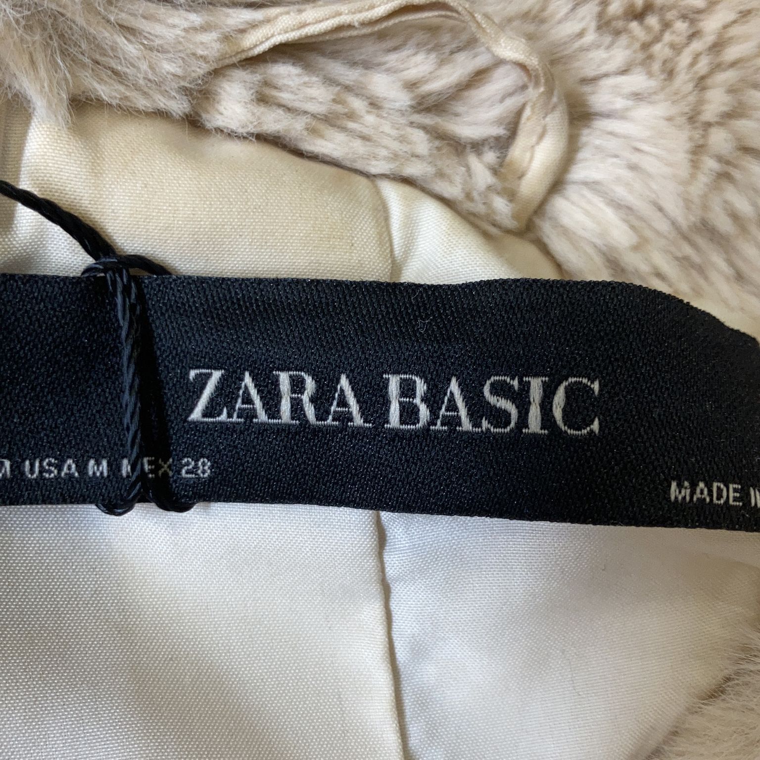 Zara Basic