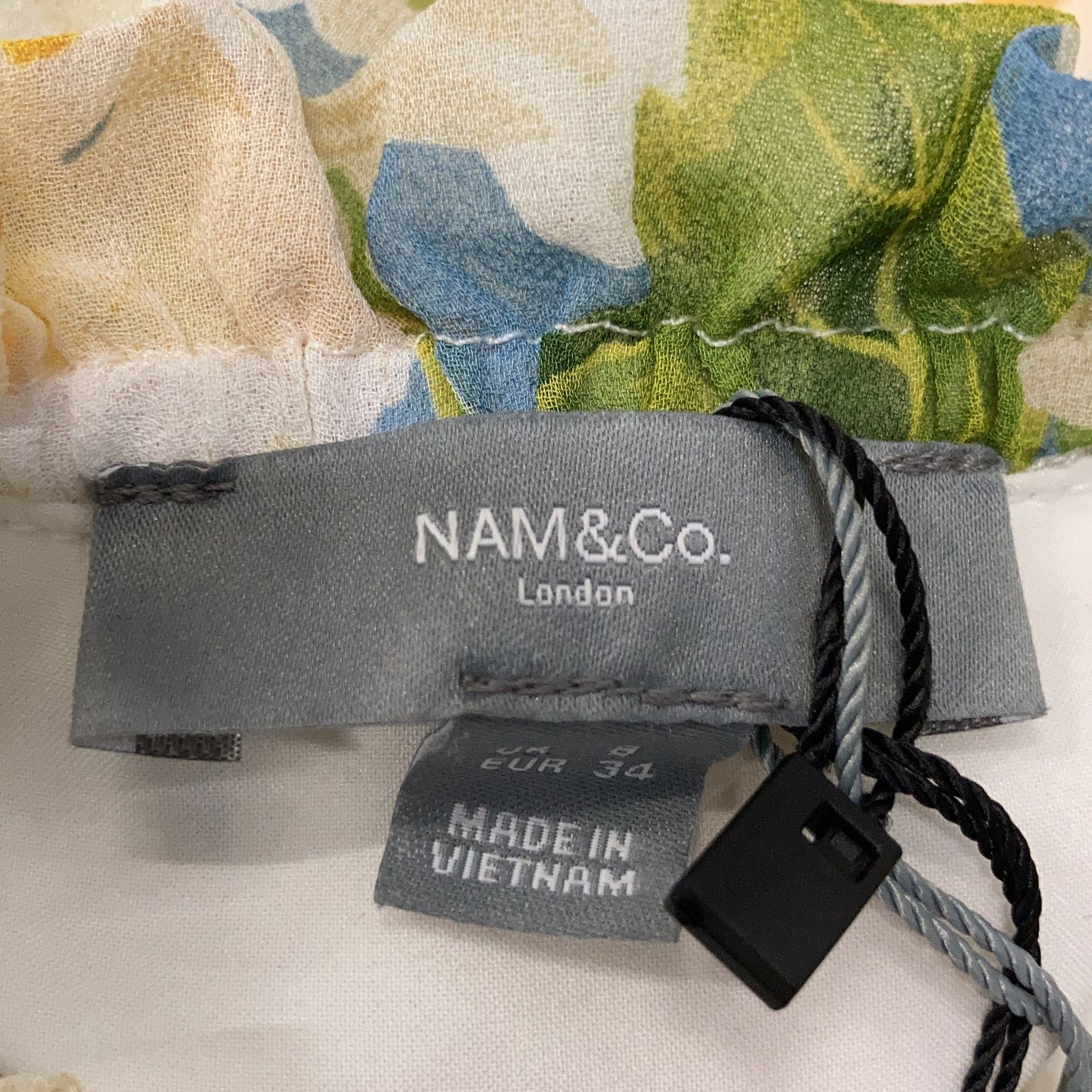 Nam  Co