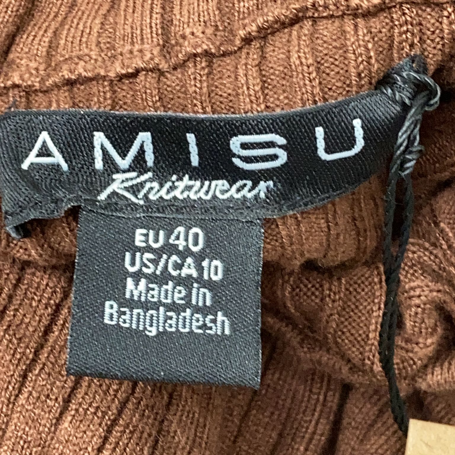 Amisu Knitwear