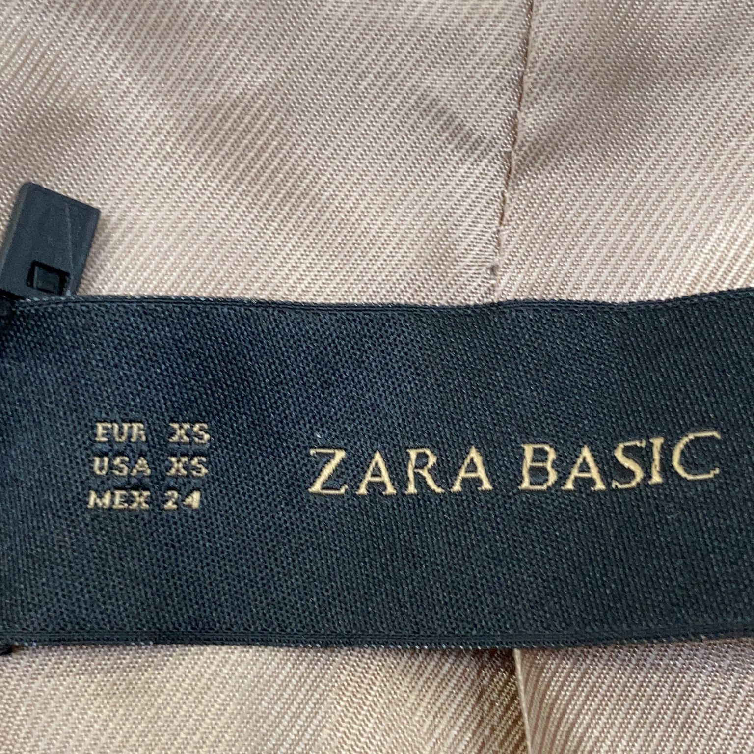 Zara Basic