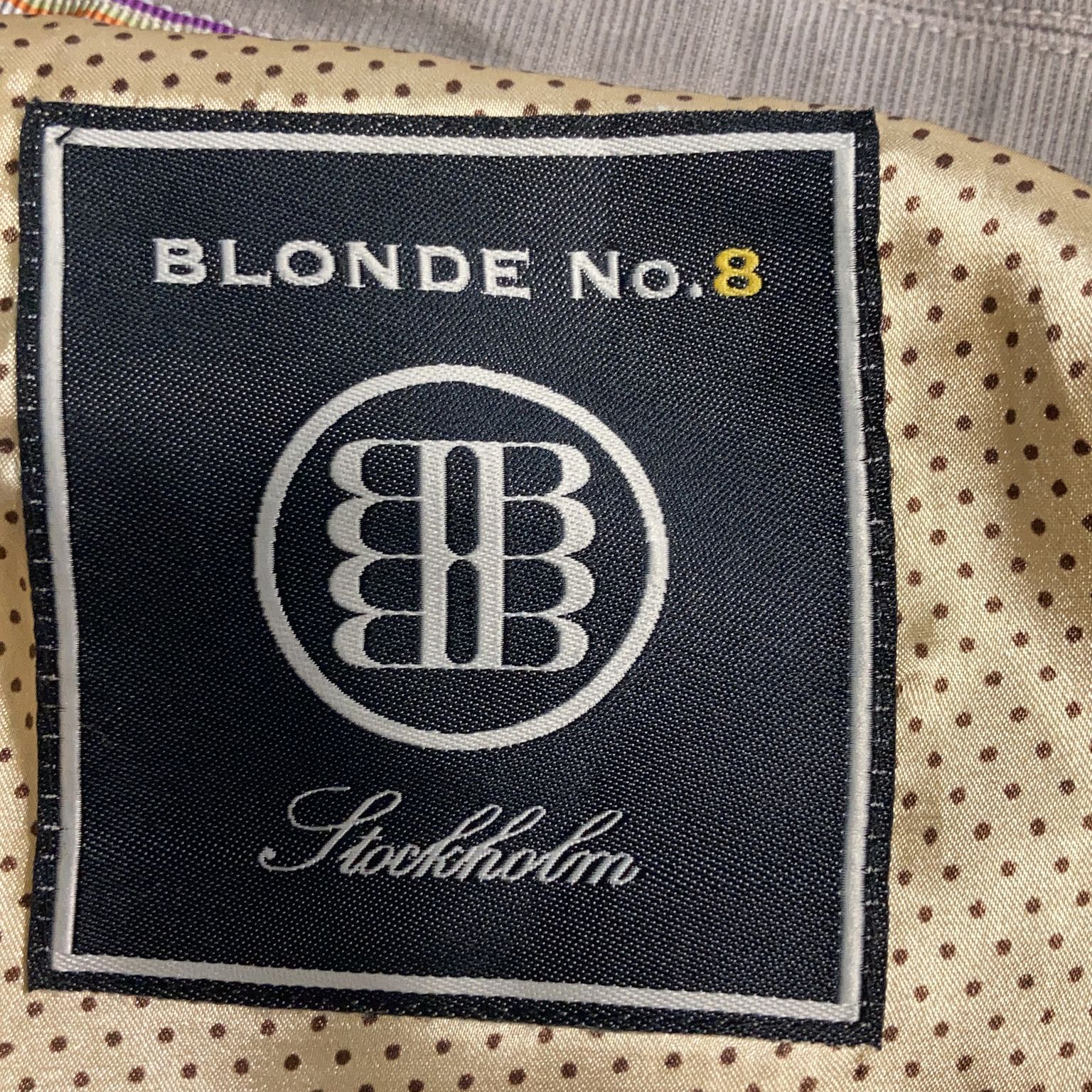 Blonde No.8