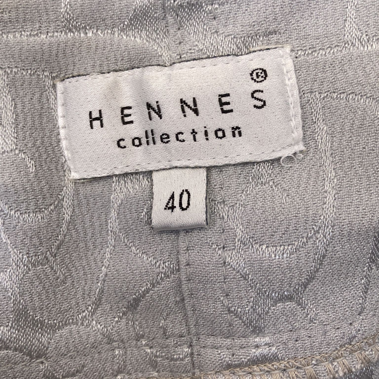 Hennes Collection