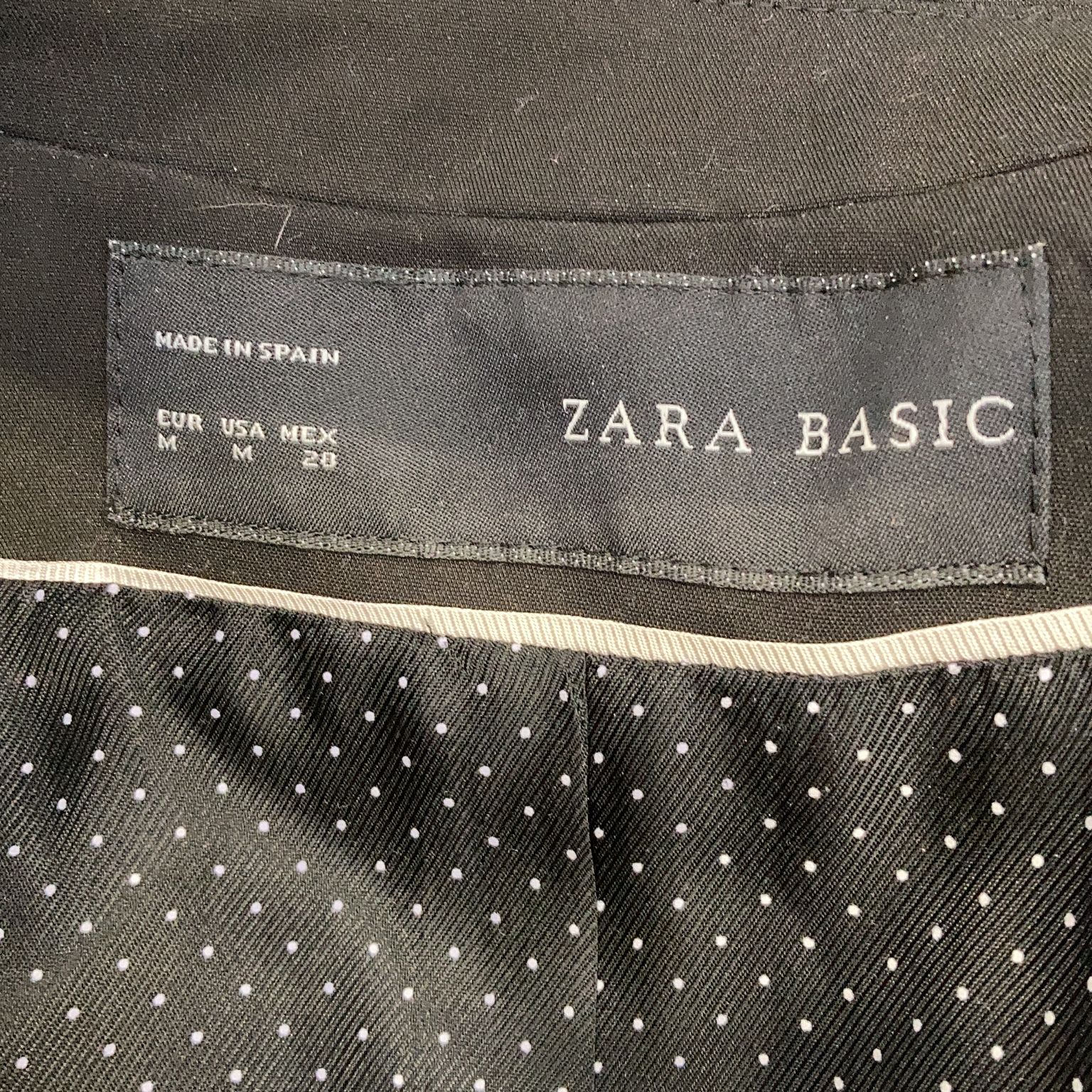 Zara Basic