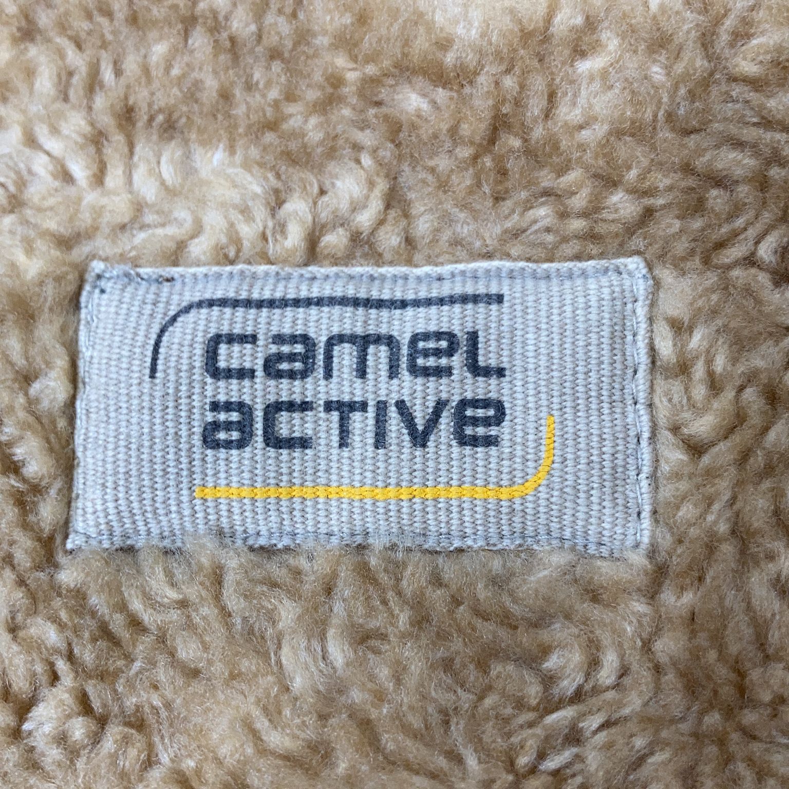 Camel Active