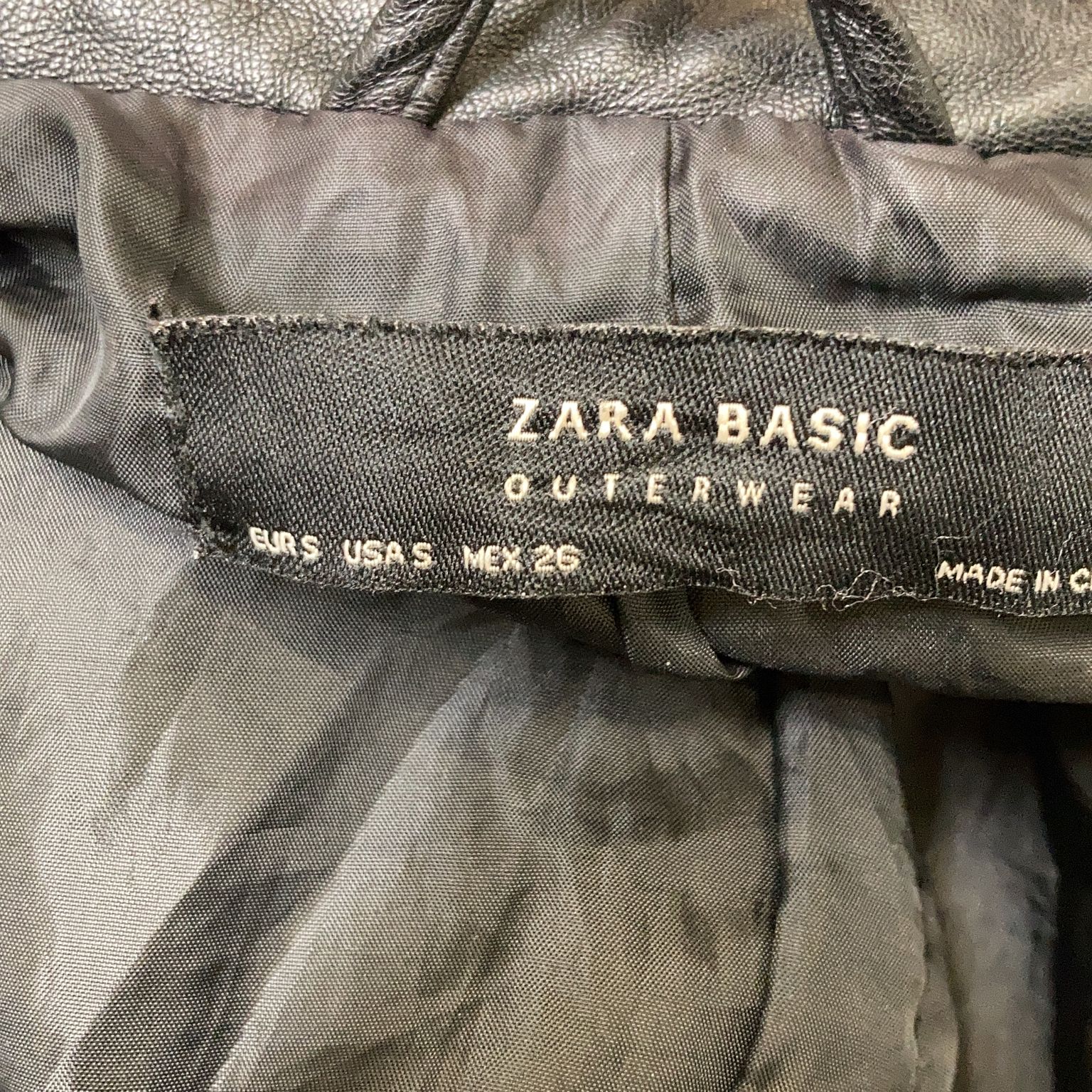 Zara Basic