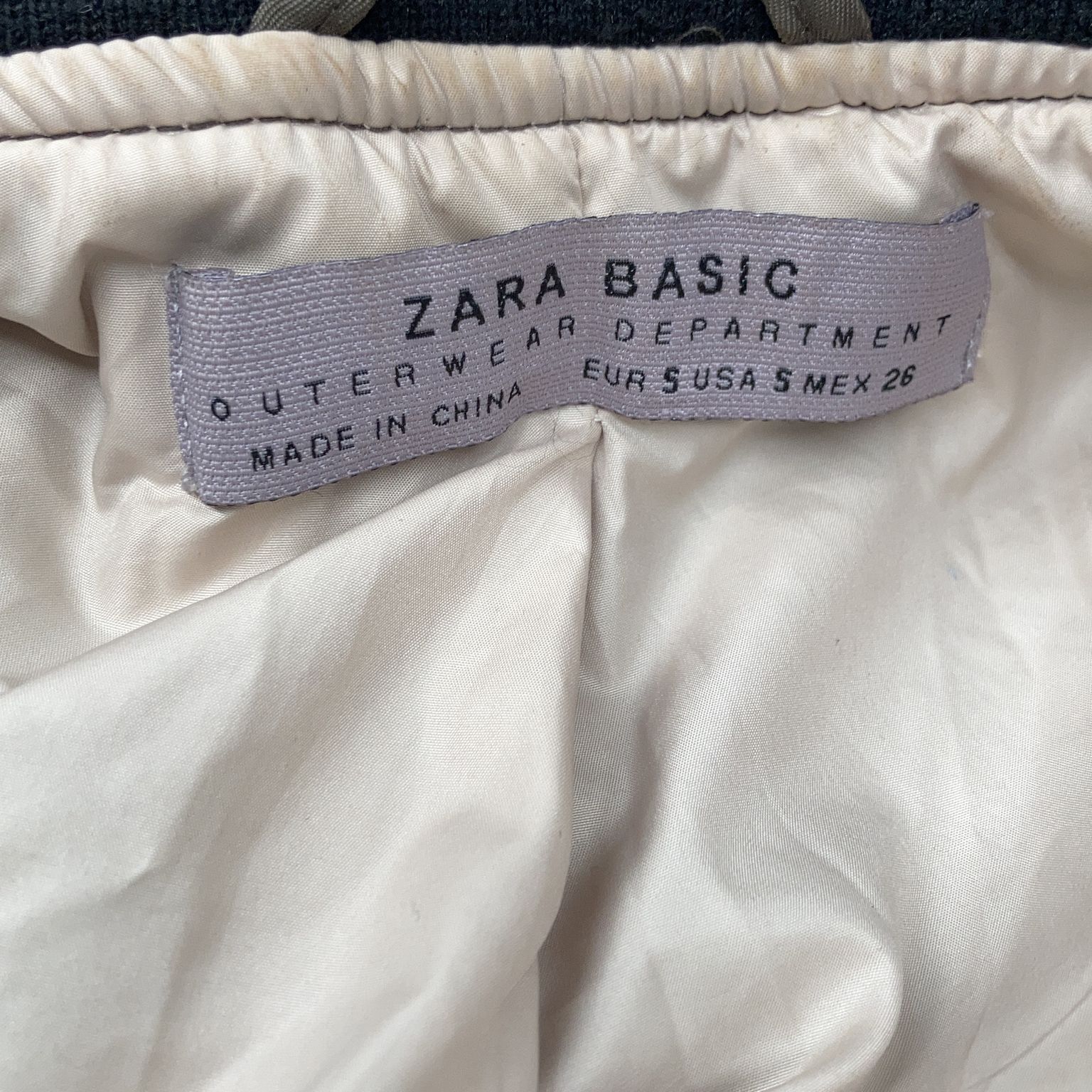 Zara Basic