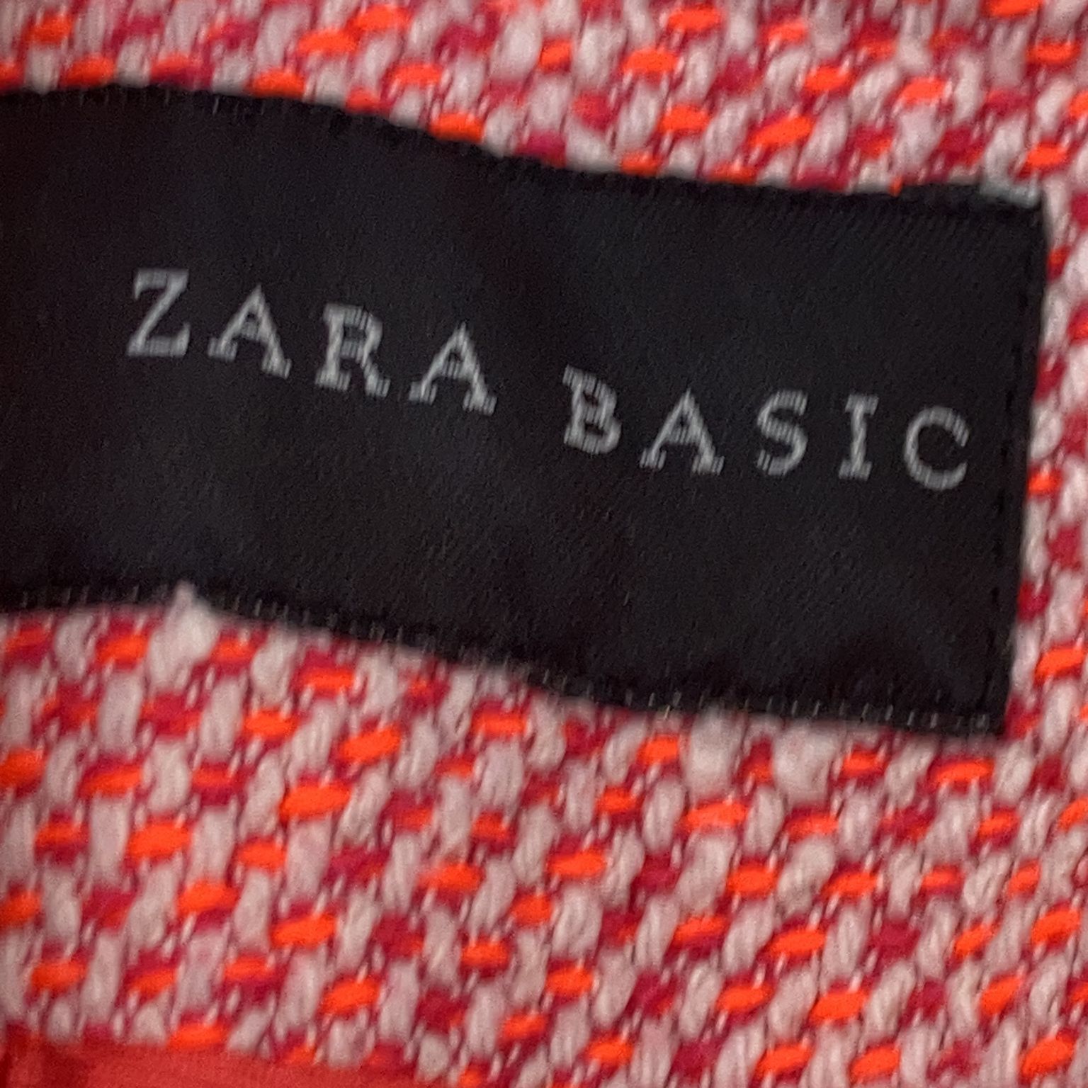 Zara Basic