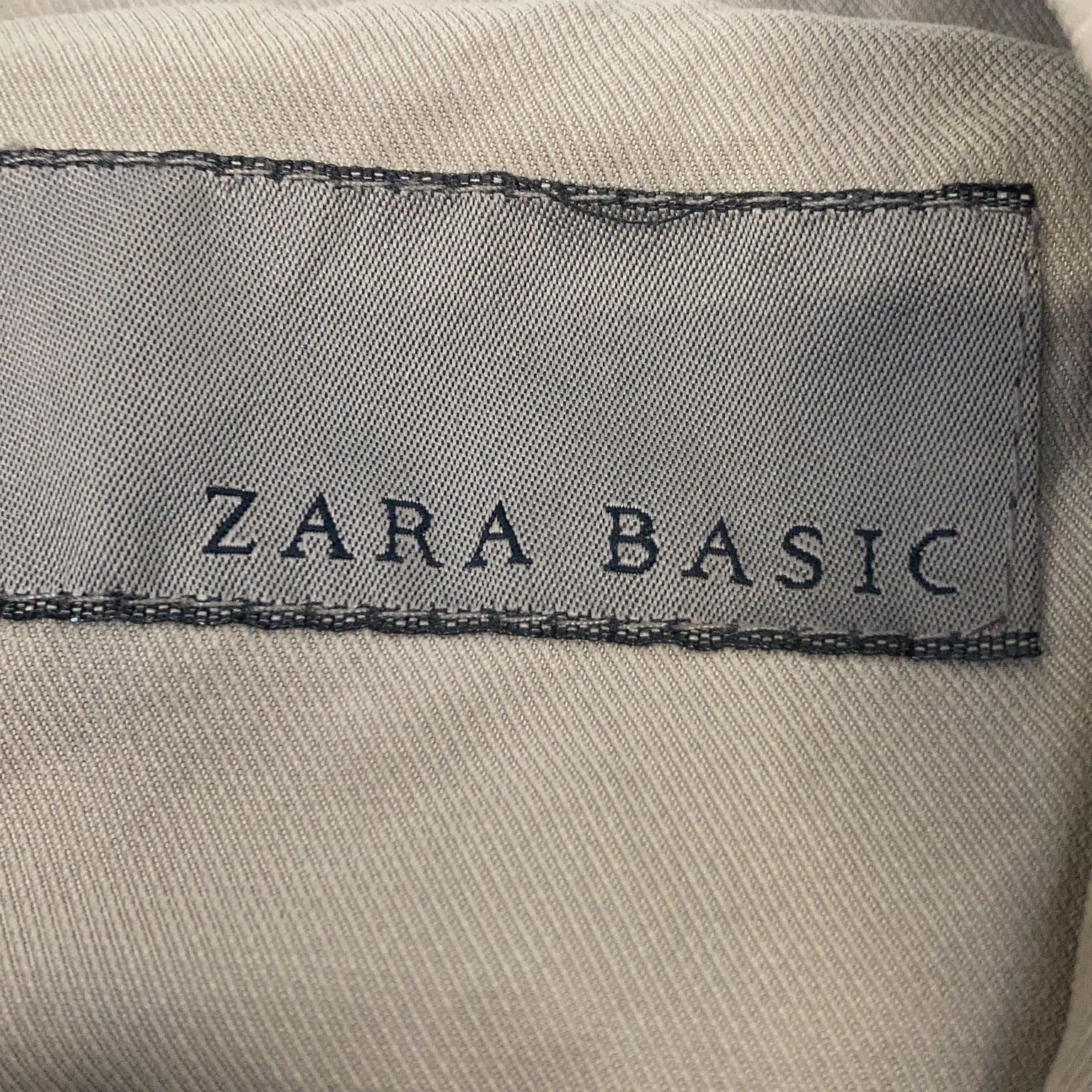 Zara Basic