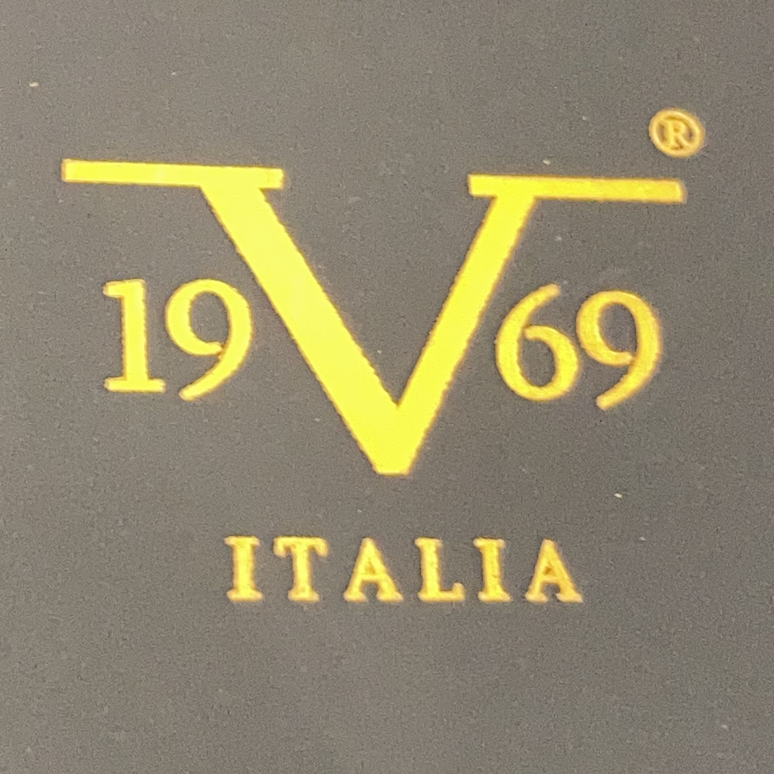 19V69 Italia by Versace 1969