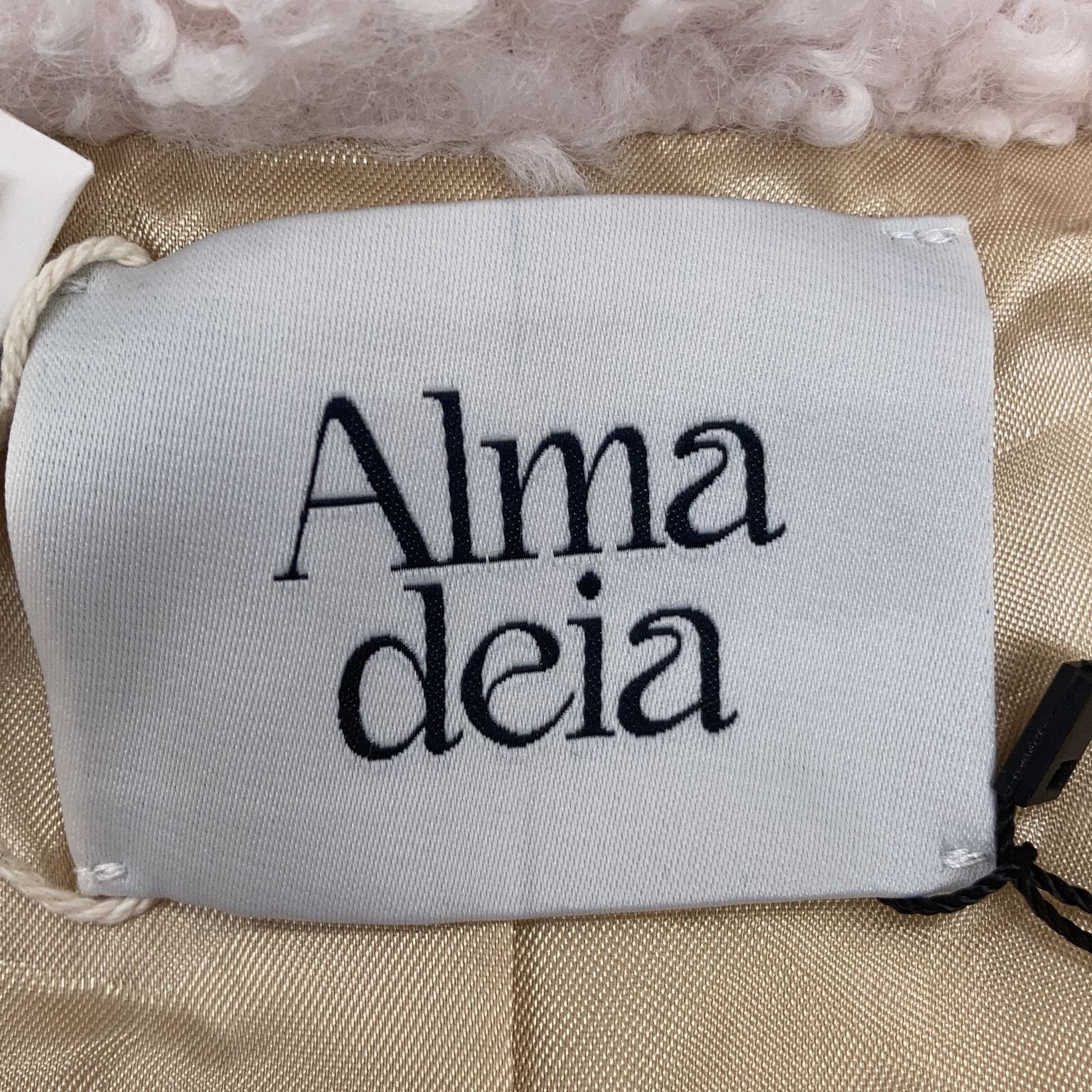 Alma Deia