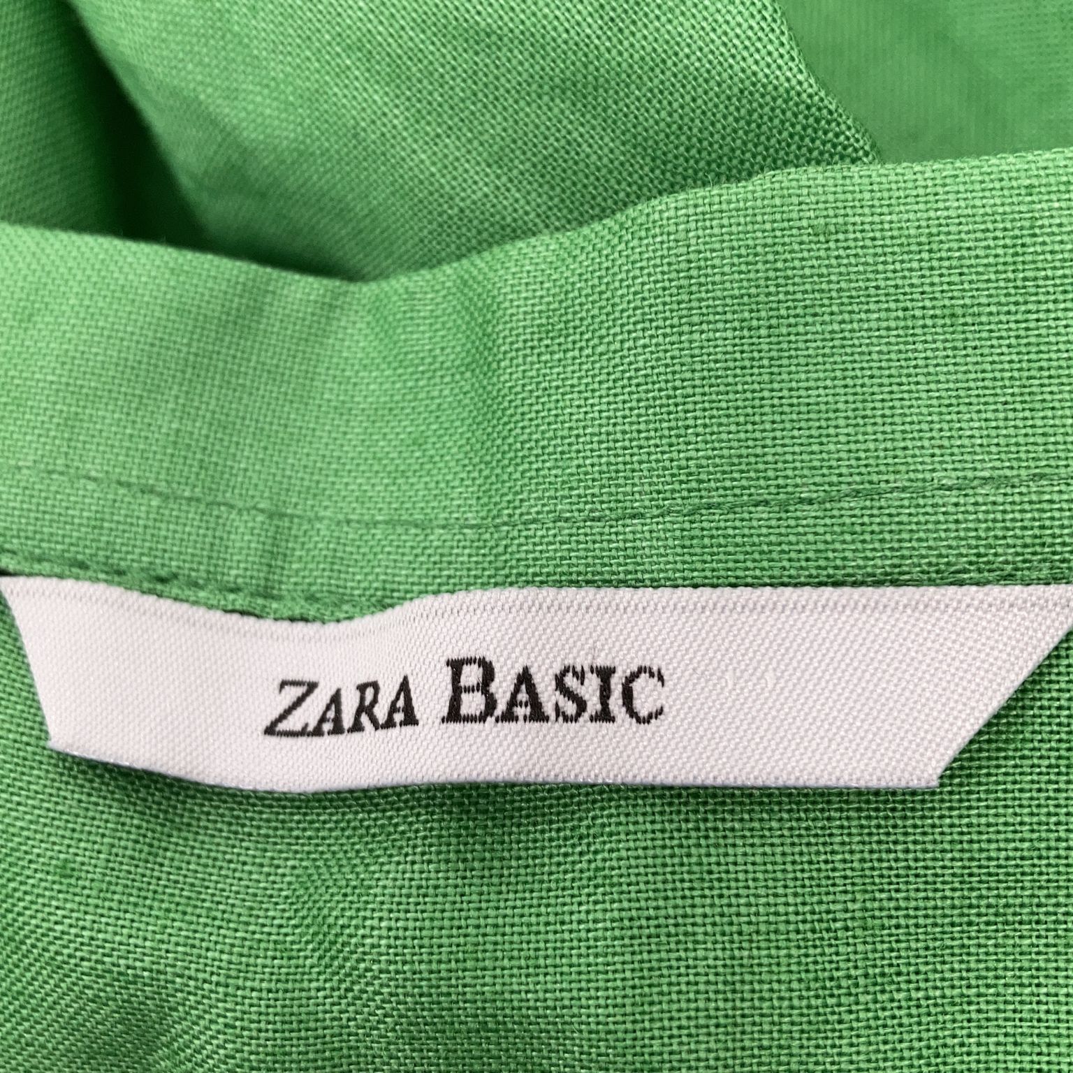 Zara Basic