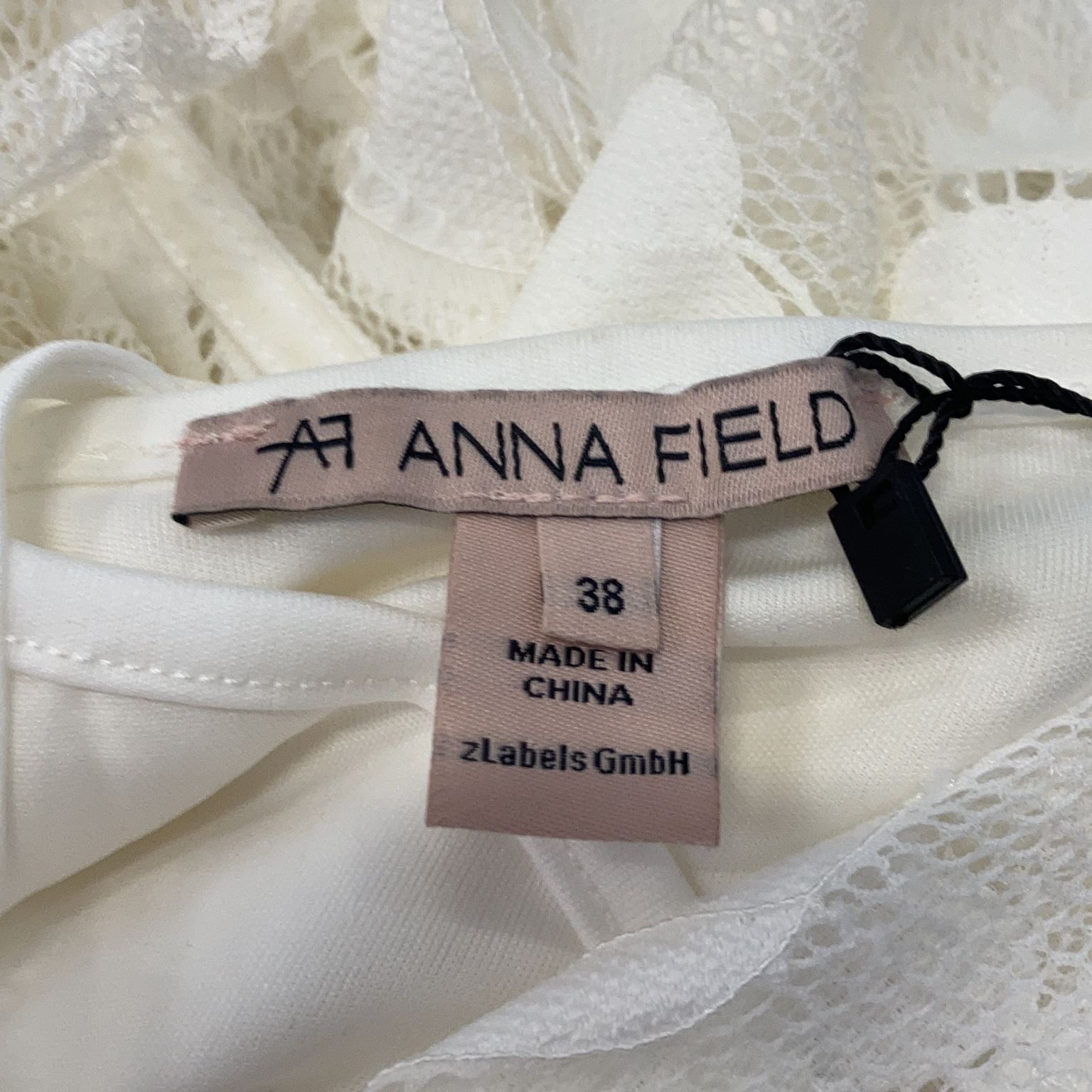 Anna Field