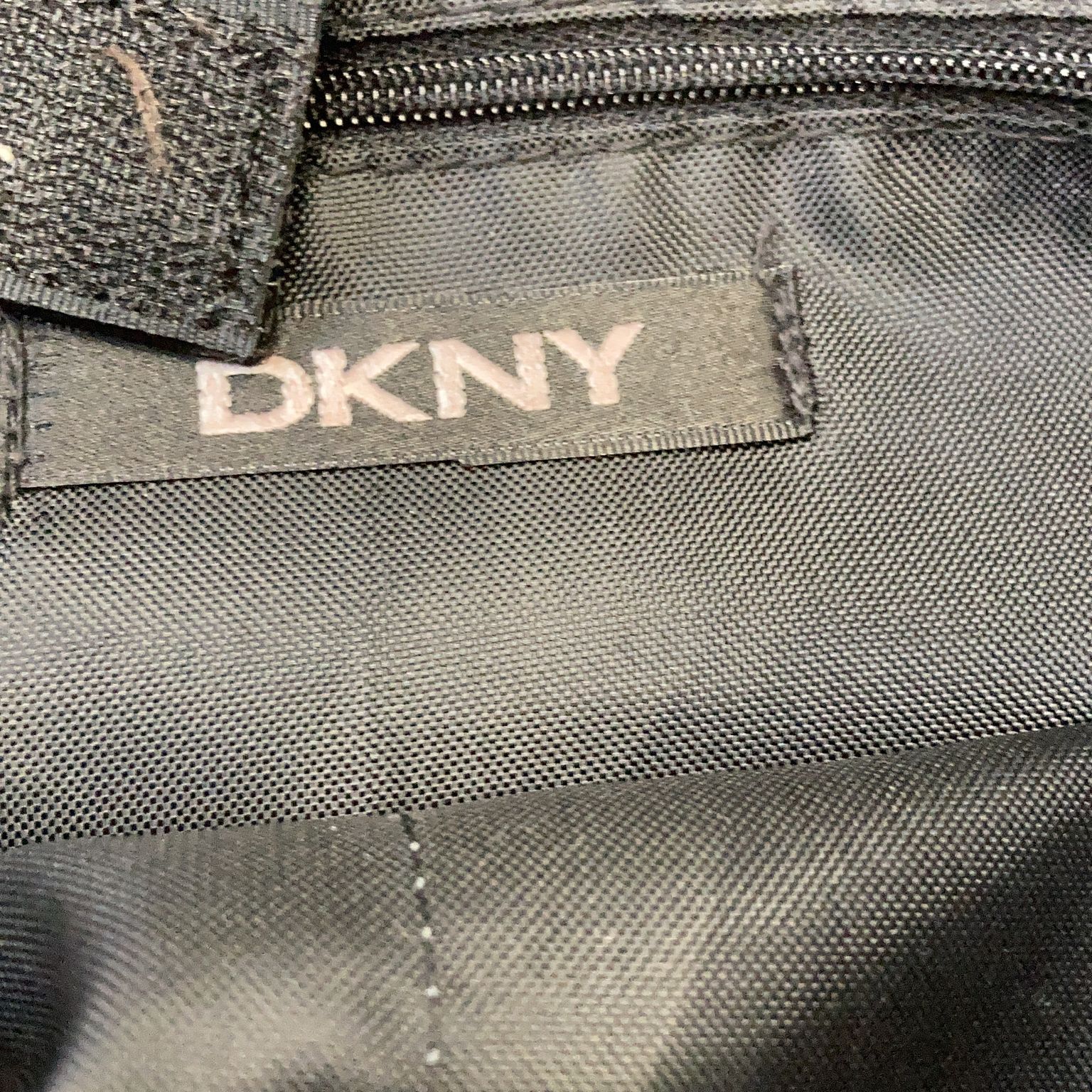 DKNY