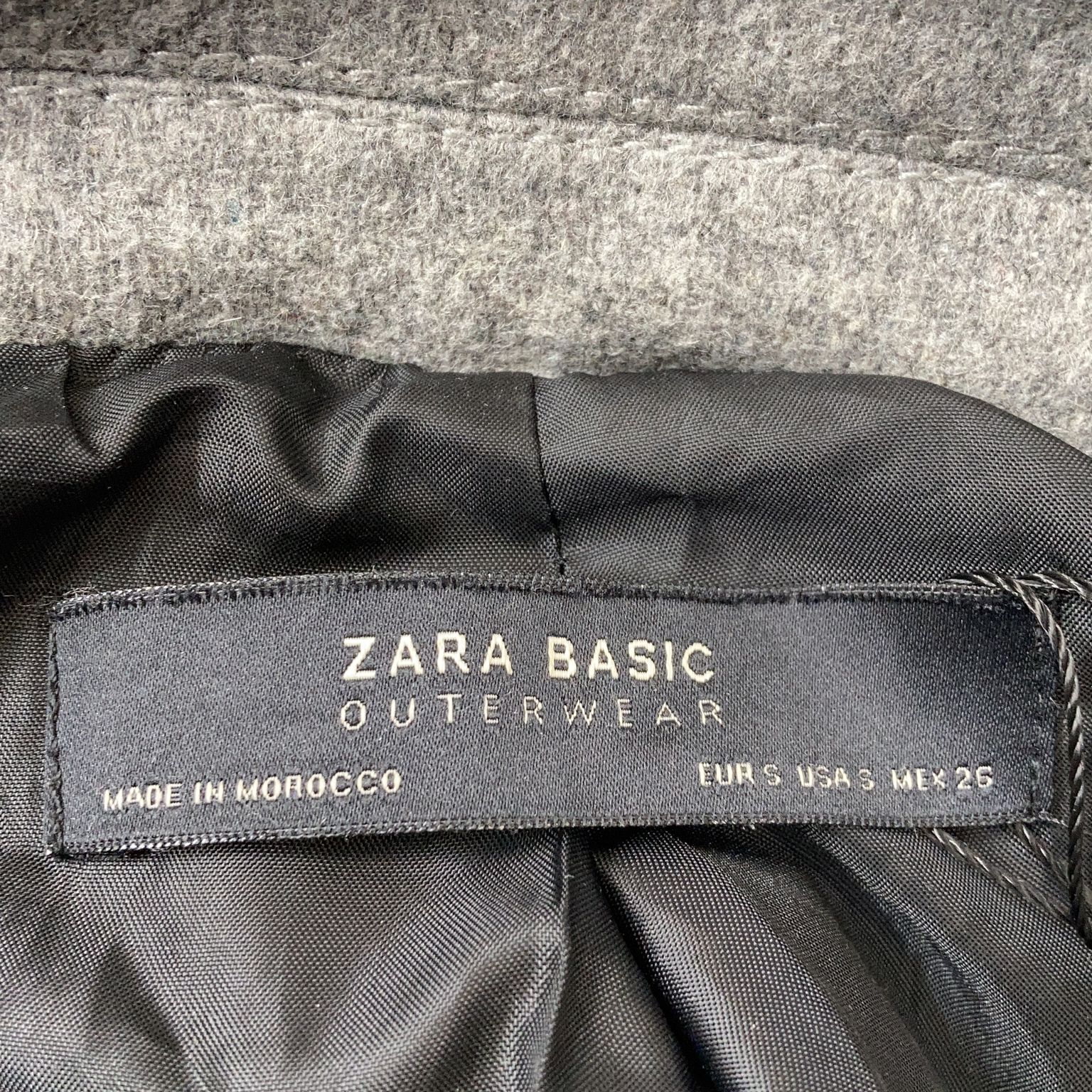 Zara Basic