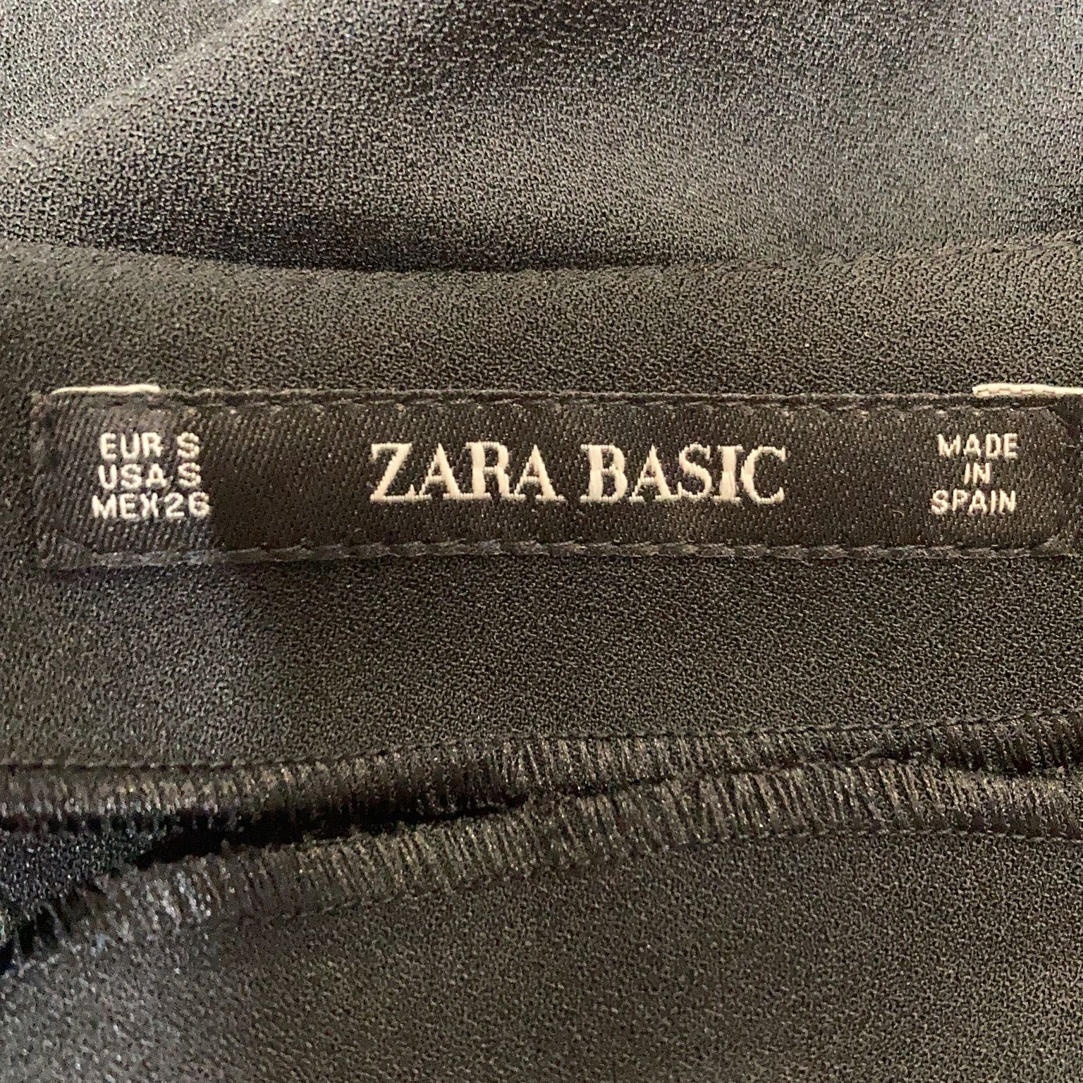 Zara Basic