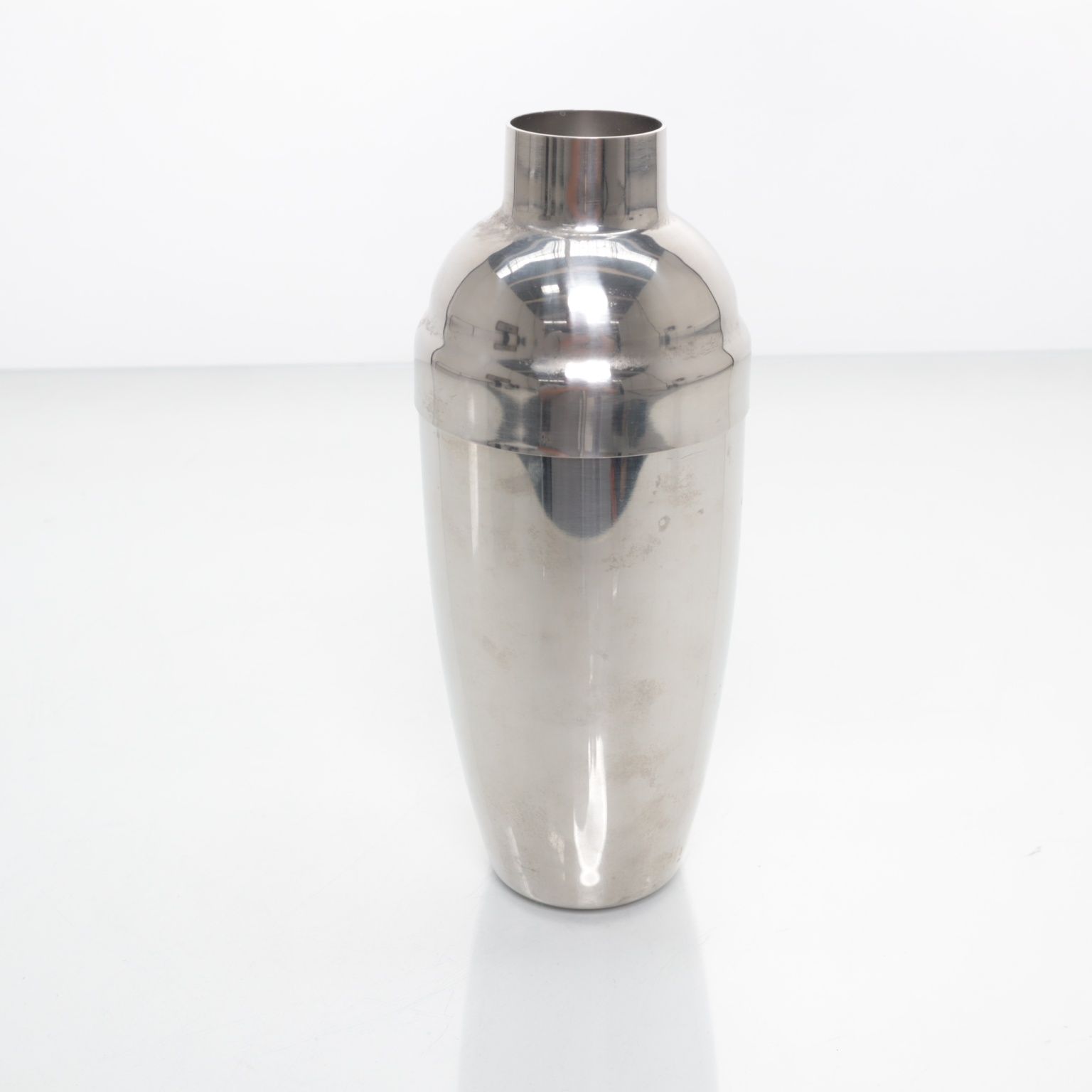 Cocktail shaker