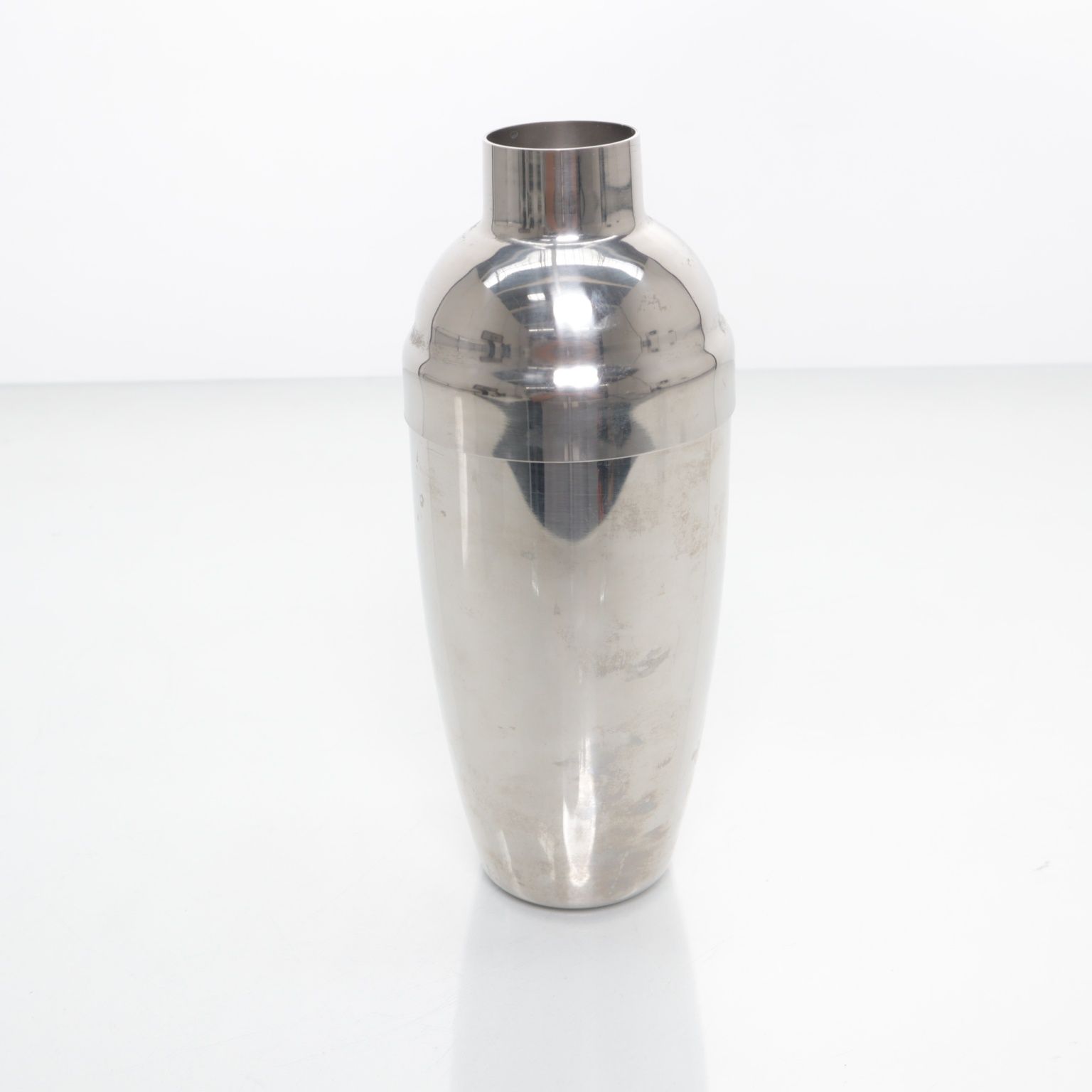 Cocktail shaker