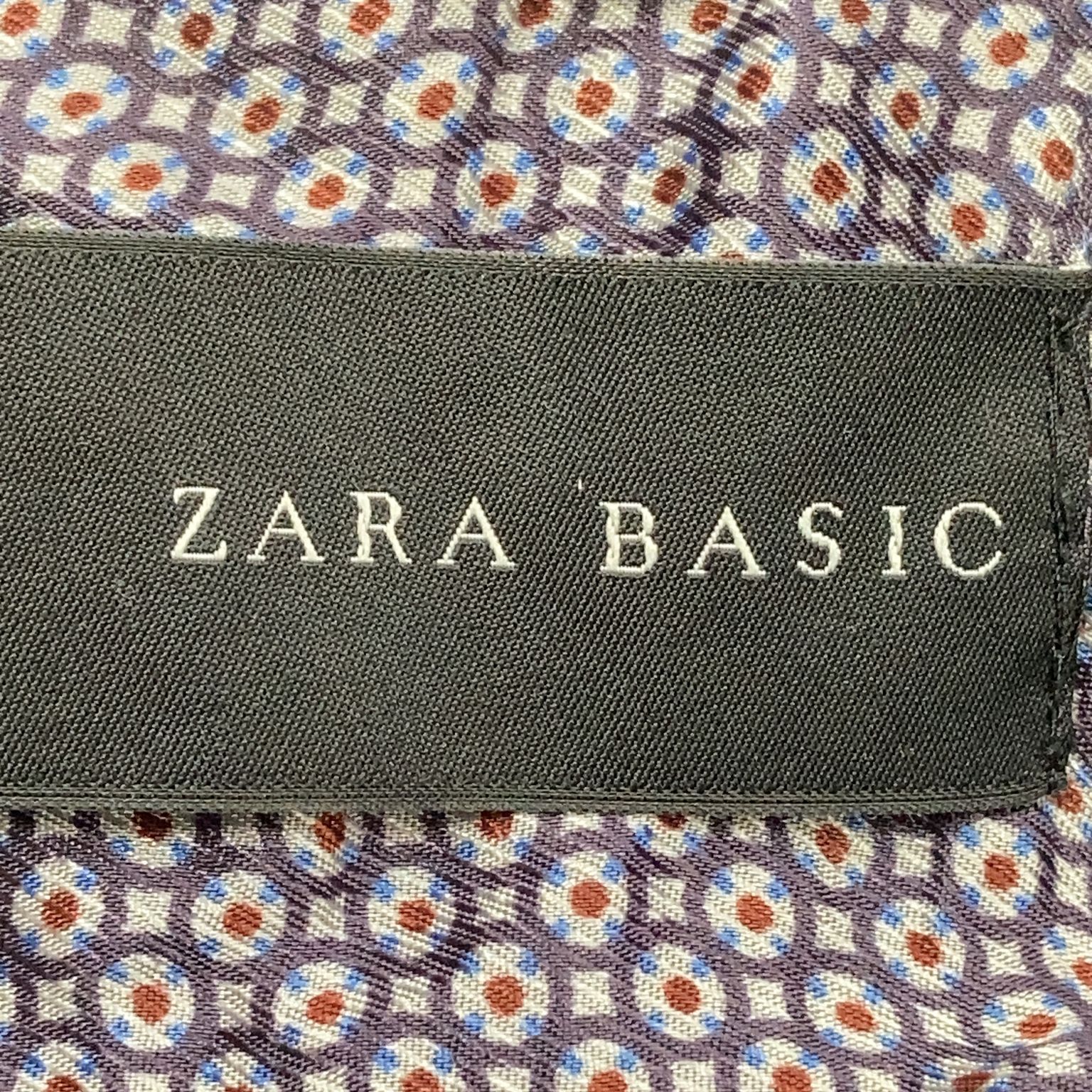 Zara Basic