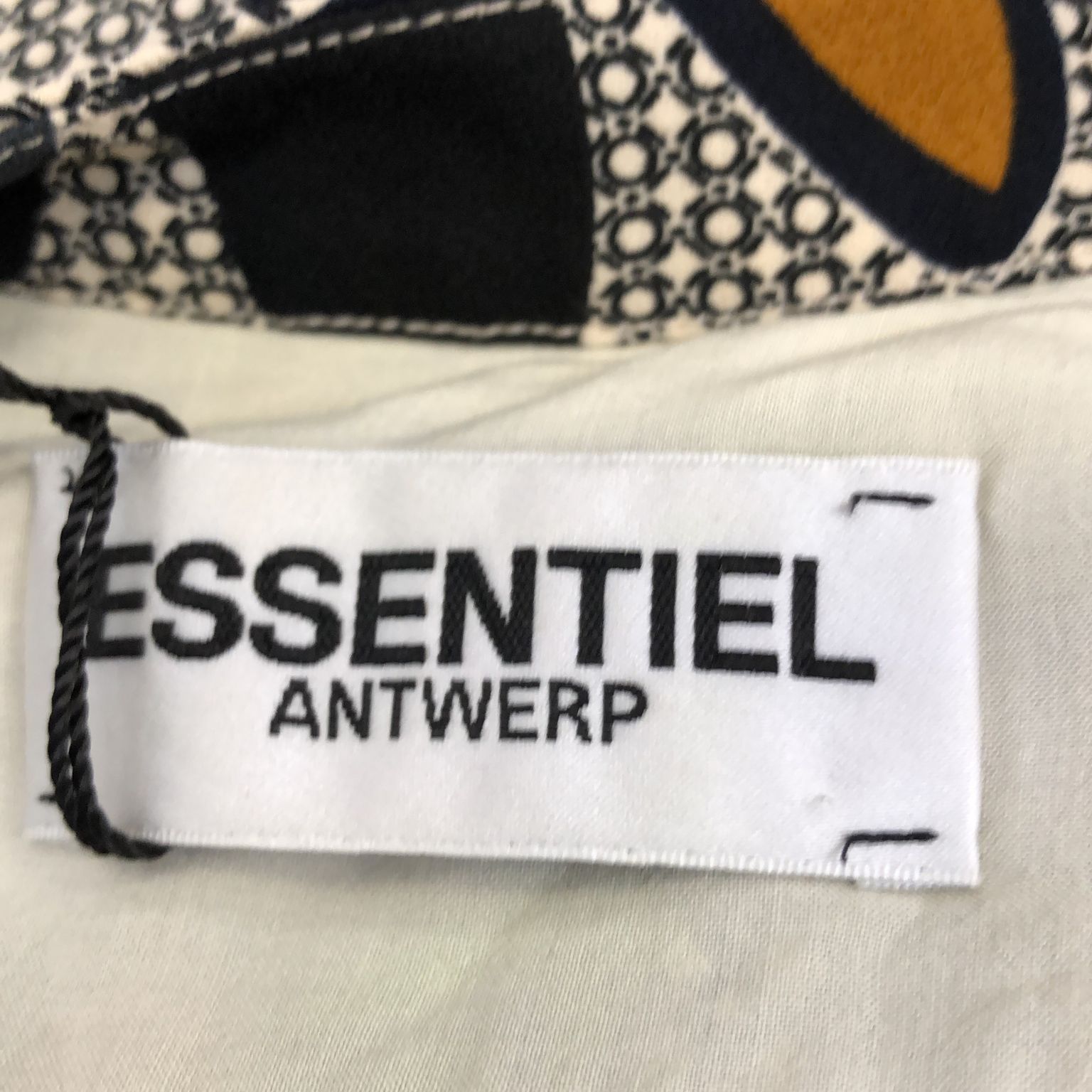 Essentiel Antwerp