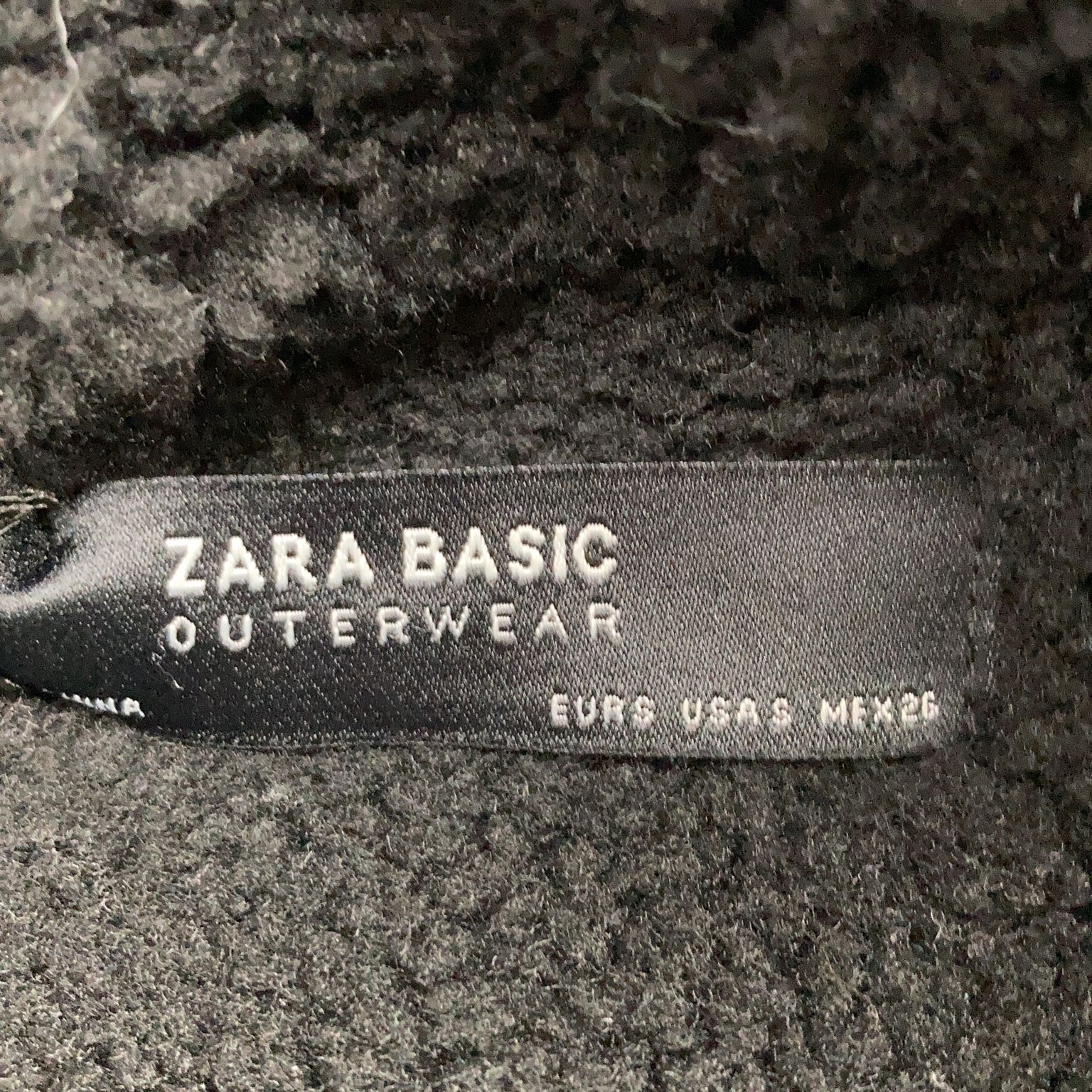 Zara Basic