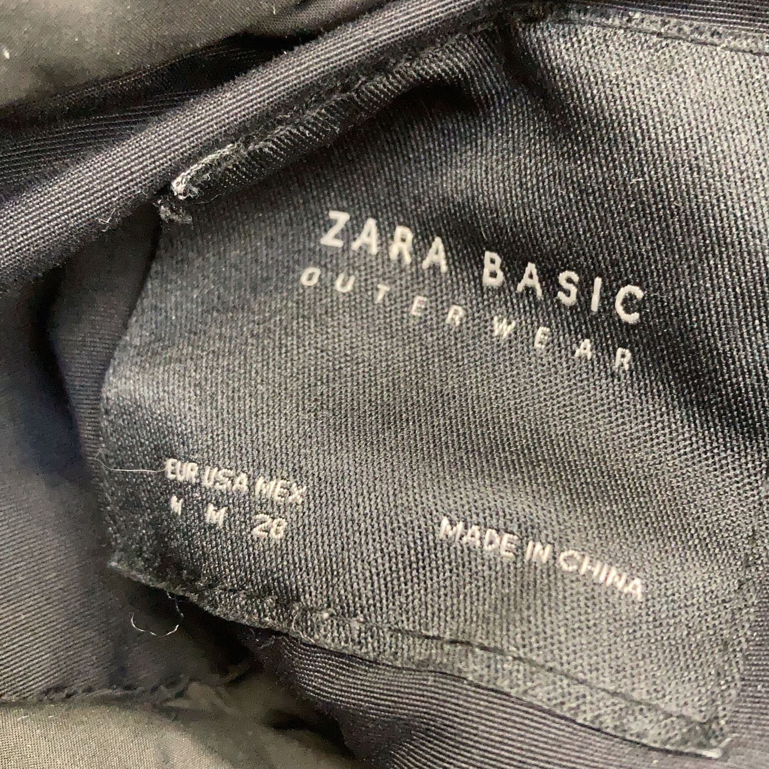 Zara Basic