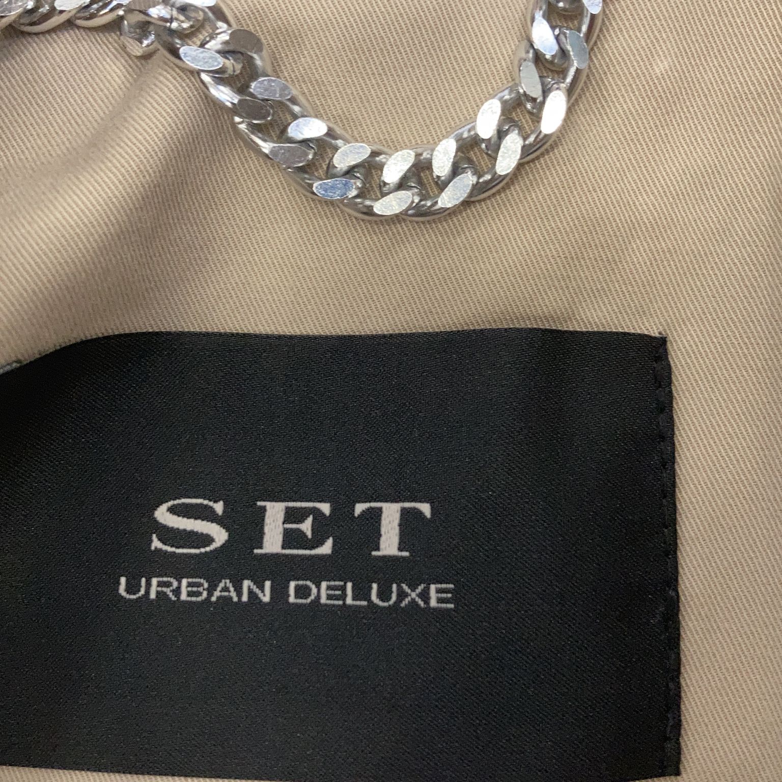 SET Urban Deluxe